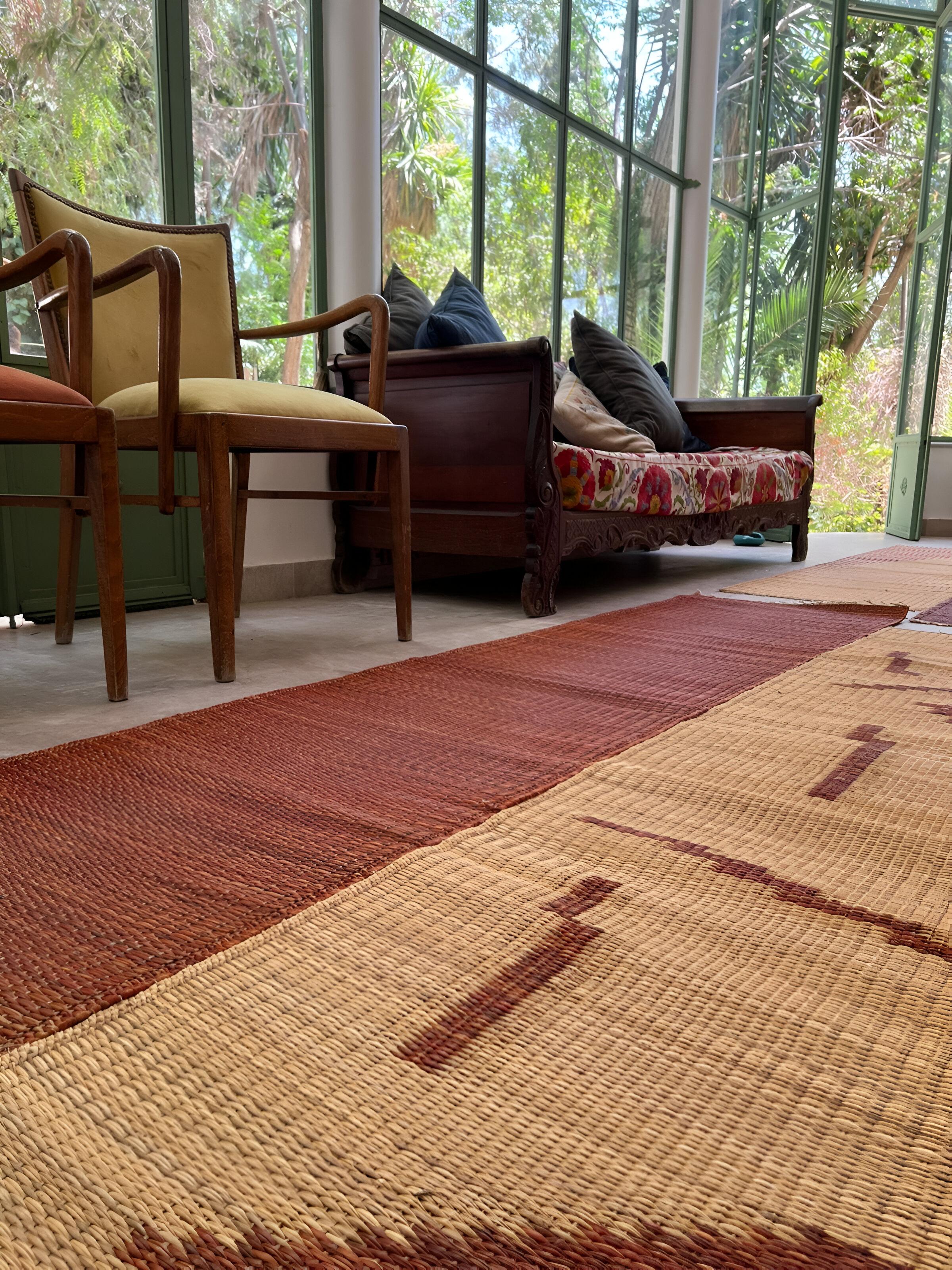 Outdoor-Teppich aus Naturel-Faser für eine Contemporary und anspruchsvolle Wohnkultur (21. Jahrhundert und zeitgenössisch) im Angebot