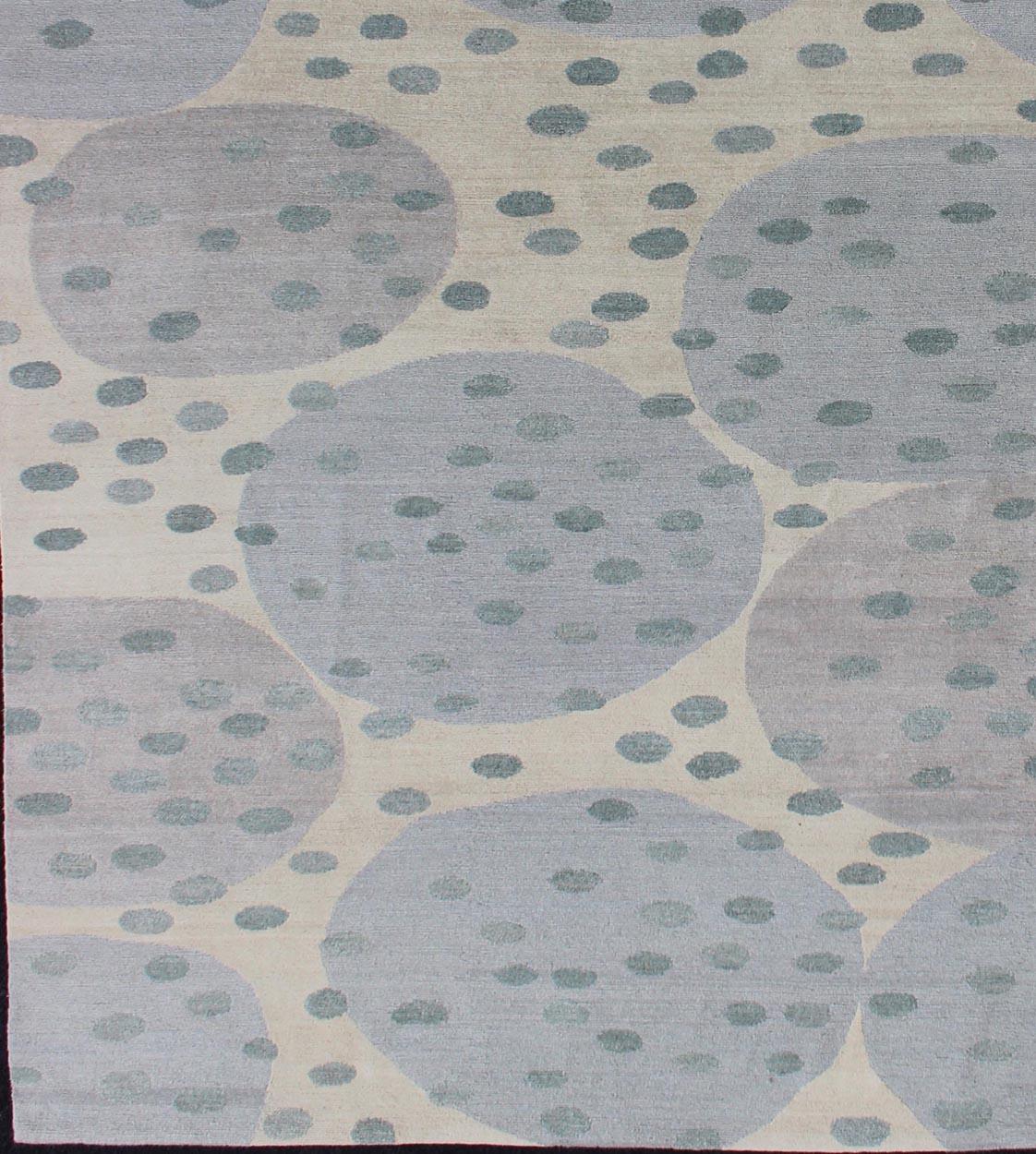 Modern Rug of Wool and Silk From Nepal by Keivan Woven Arts.
Measures: 8' x 10'.
This rug from Nepal was woven with wool and silk and features a modern design of various circles and dots.

Nepalese Modern rug in light tones, Keivan Woven Arts / rug
