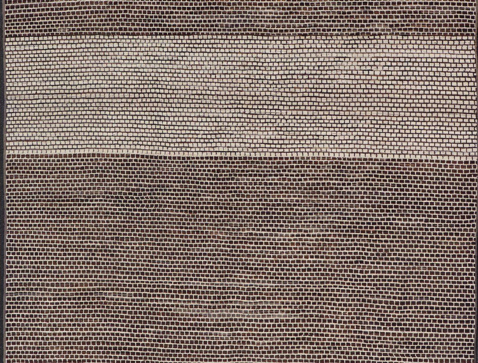 Moderner Teppich mit Ziegelsteinmuster in Brown und Creme von Keivan Woven Arts 9'4 x 11'1 (Wolle) im Angebot