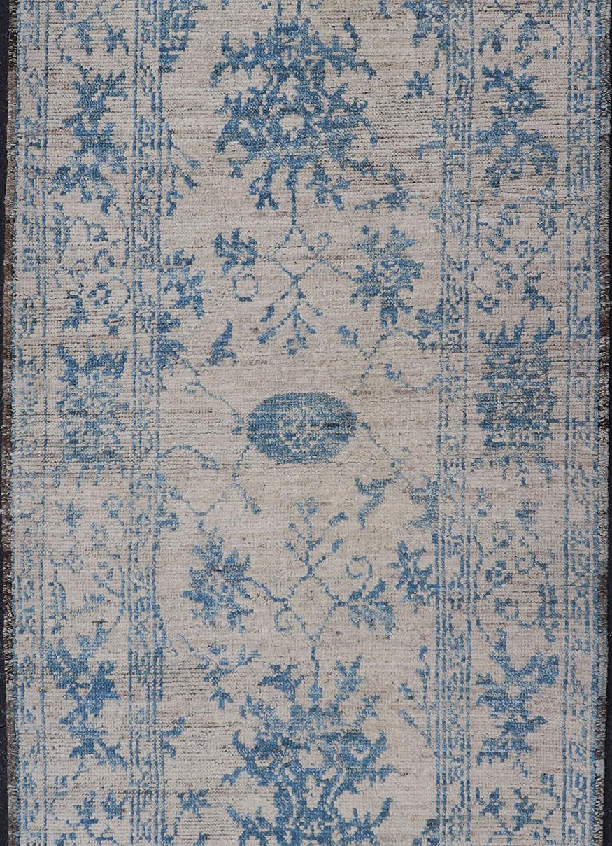 Hand-Knotted Modern Rug with Traditional Oushak Design in Contemporary Cream & Blue Colors