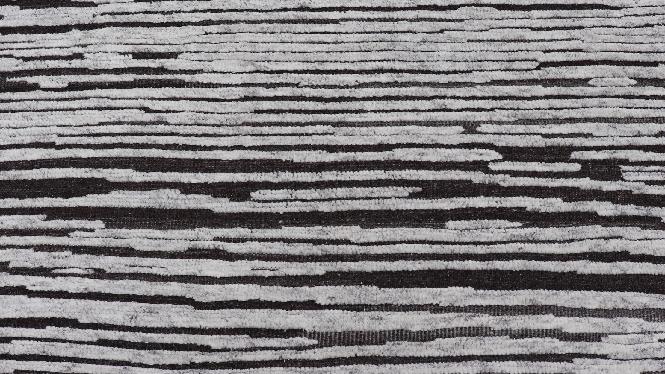 Runner moderno con design a righe verticali in color antracite e grigio tenue 3 x 13'5 in vendita 3