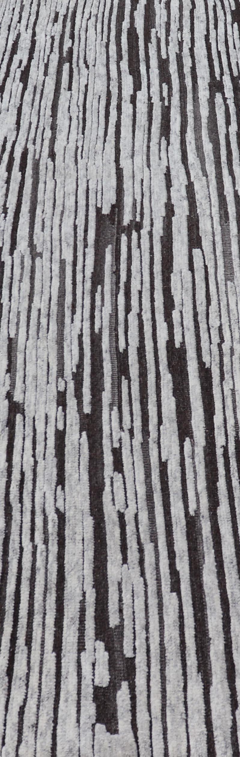XXI secolo e contemporaneo Runner moderno con design a righe verticali in color antracite e grigio tenue 3 x 13'5 in vendita