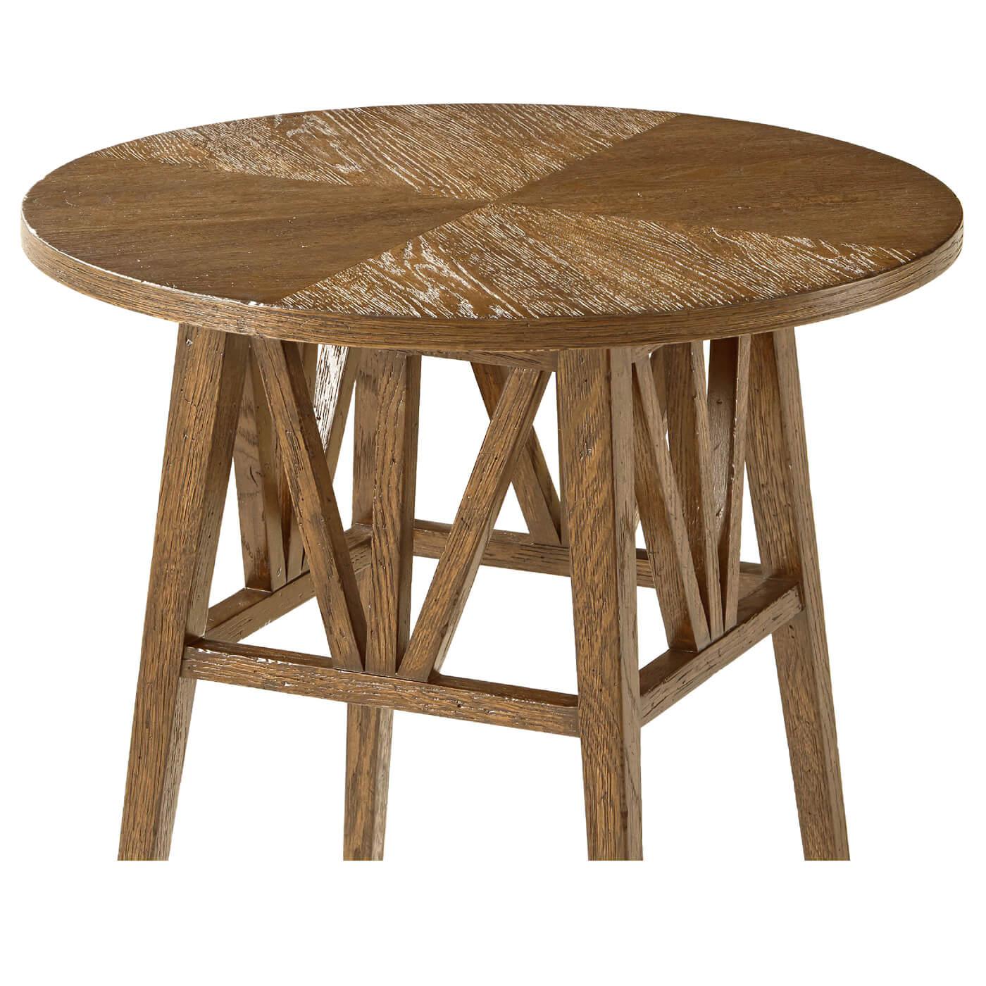 Rustique Table d'appoint ronde en chêne rustique moderne, chêne clair en vente