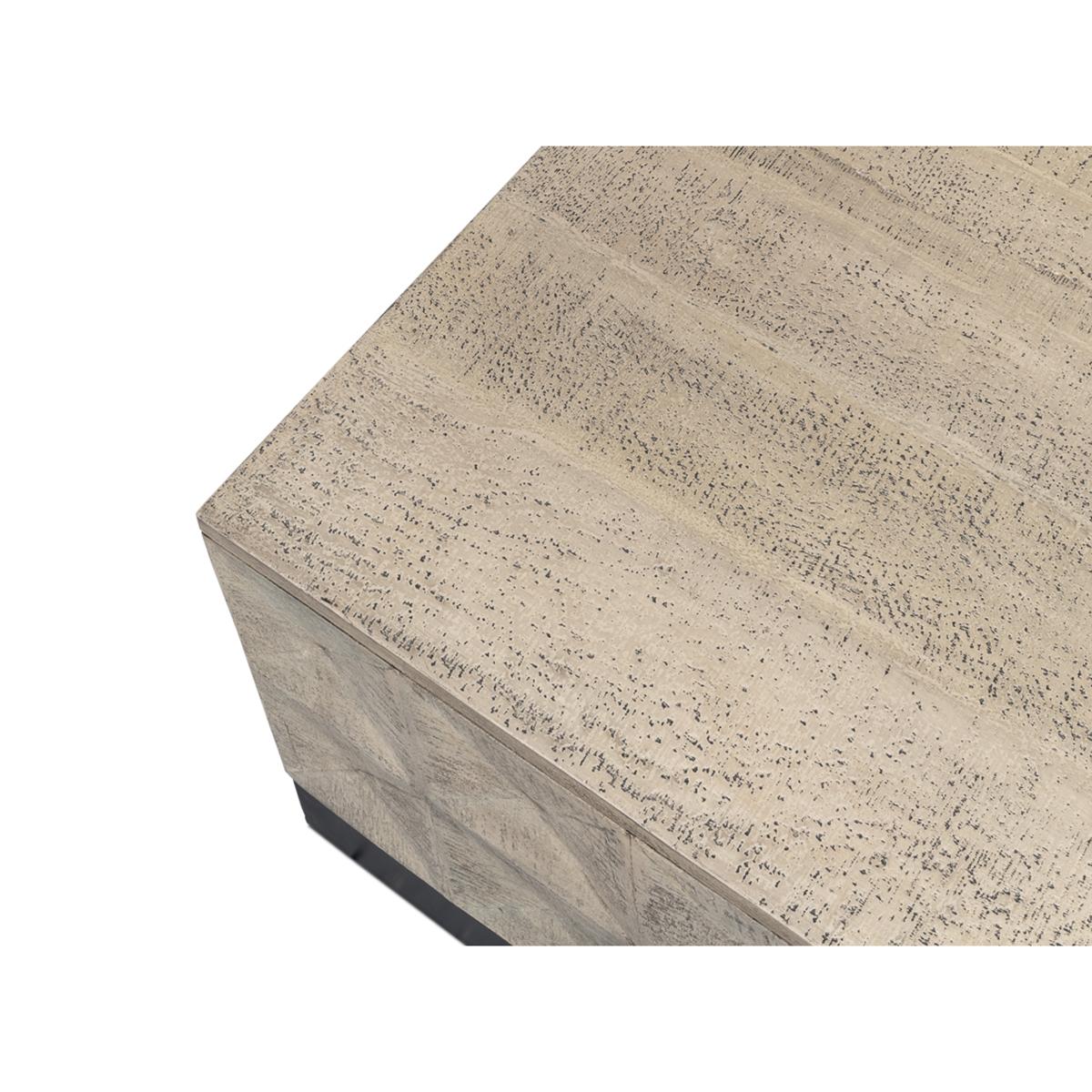XXIe siècle et contemporain Table basse carrée rustique moderne, petit modèle en vente