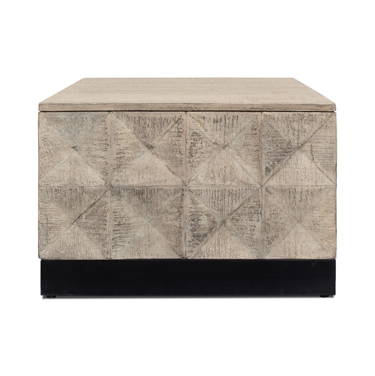 Bois Table basse carrée rustique moderne, petit modèle en vente