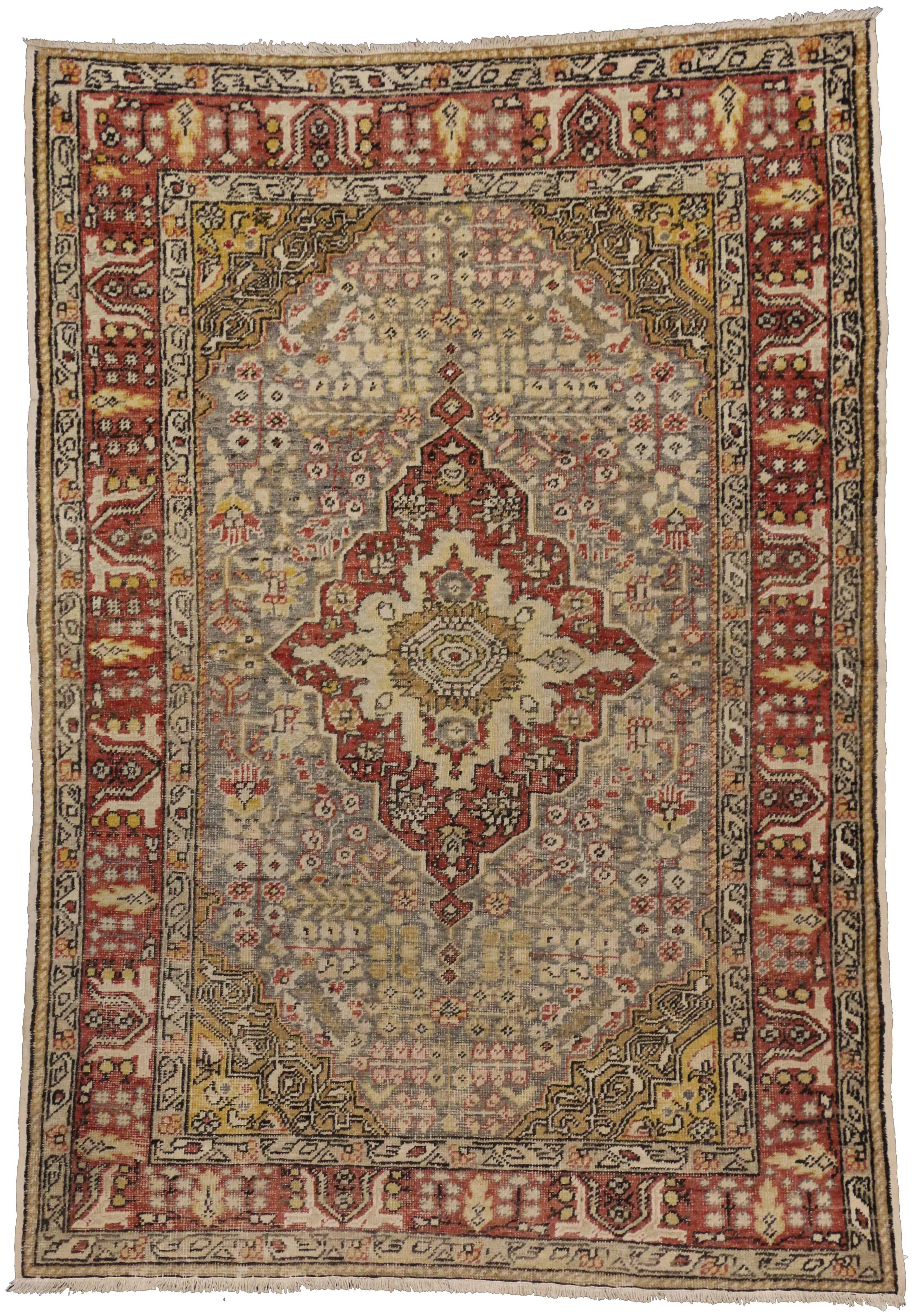 20th Century Modern Rustic Style Vintage Turkish Sivas Rug, Entry or Foyer Rug For Sale