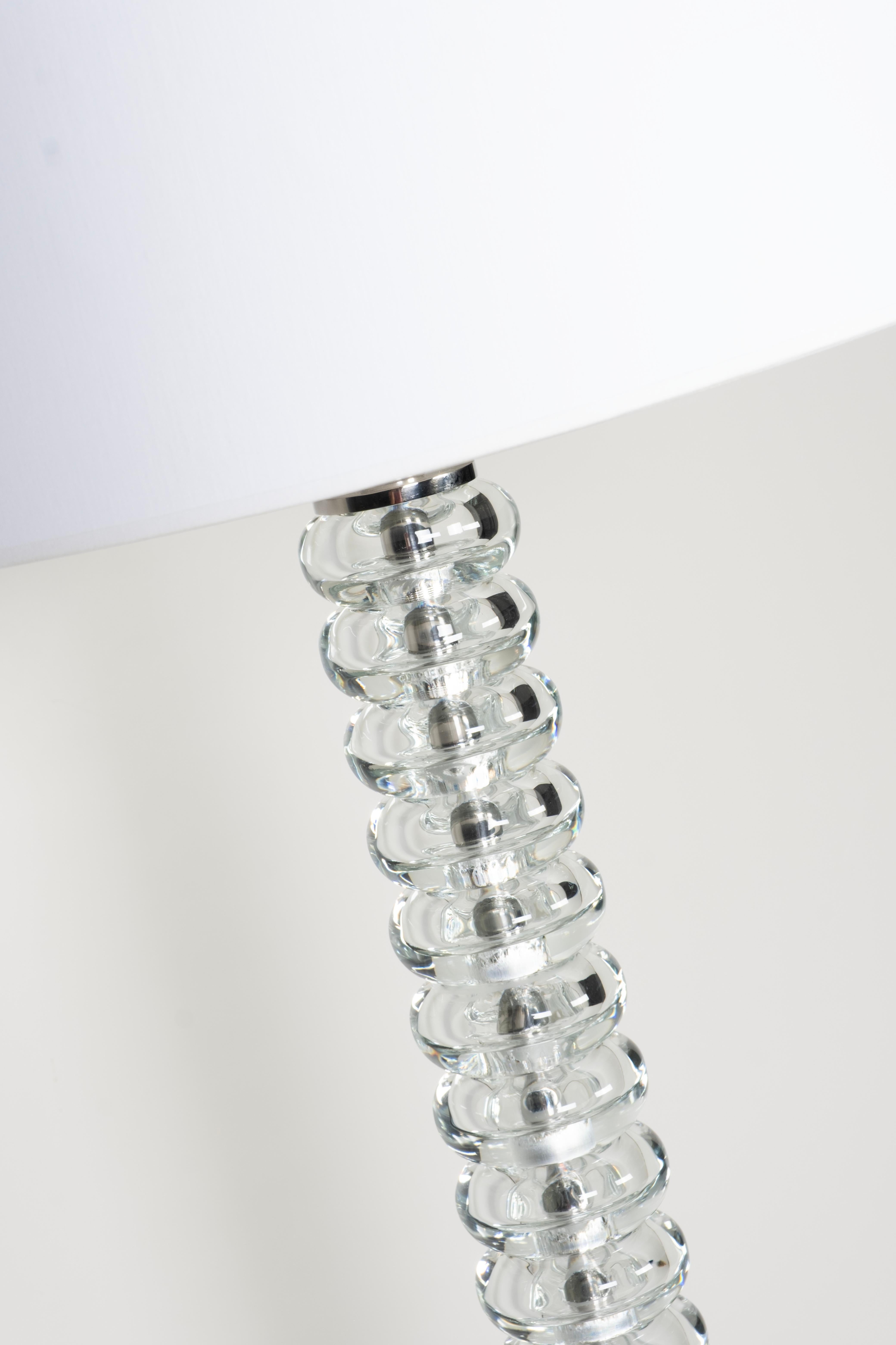 Moderne Saldanha Tischleuchte SET/2, Quarz, weißer Schirm, handgefertigt in Portugal im Angebot 2
