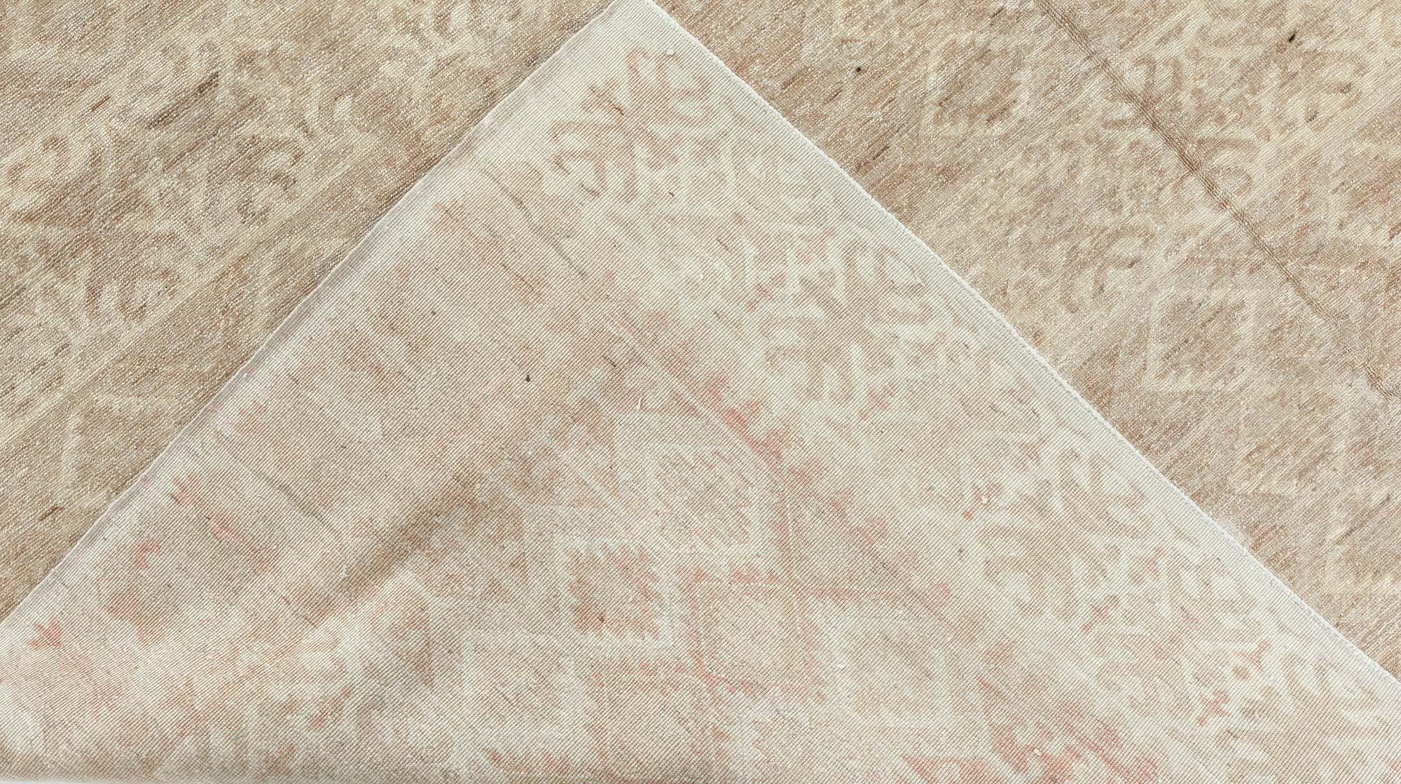Moderner Samarkand Geometrischer handgefertigter Teppich von Doris Leslie Blau (21. Jahrhundert und zeitgenössisch) im Angebot