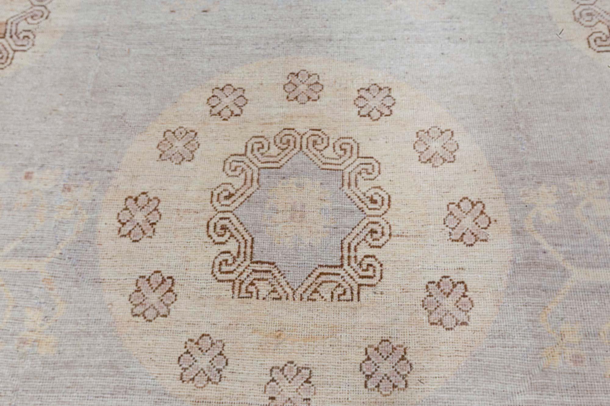 Tappeto moderno Samarcanda di Doris Leslie Blau.
Dimensioni: 10'0