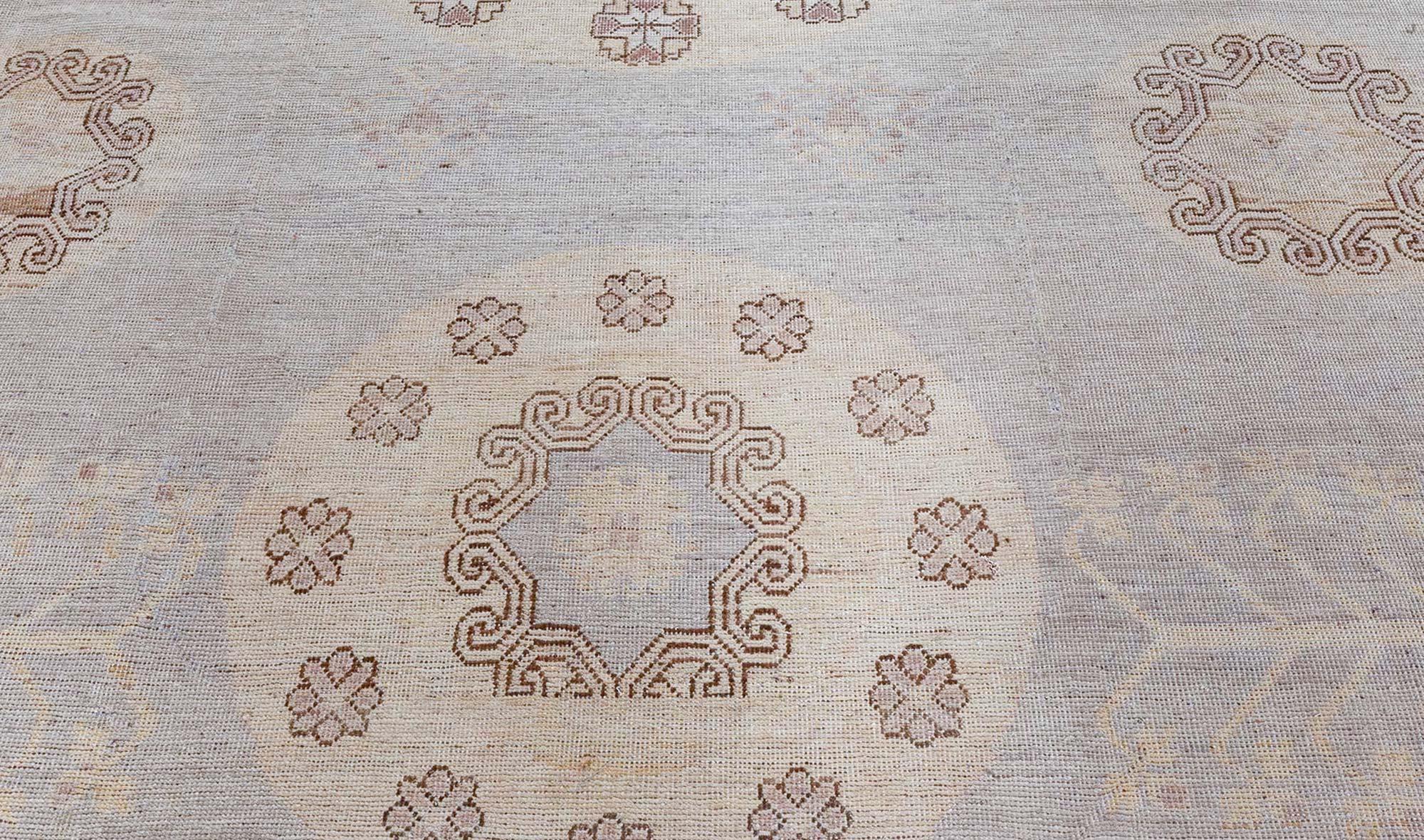 Moderner Samarkand-Teppich von Doris Leslie Blau (Ostturkestanisch) im Angebot