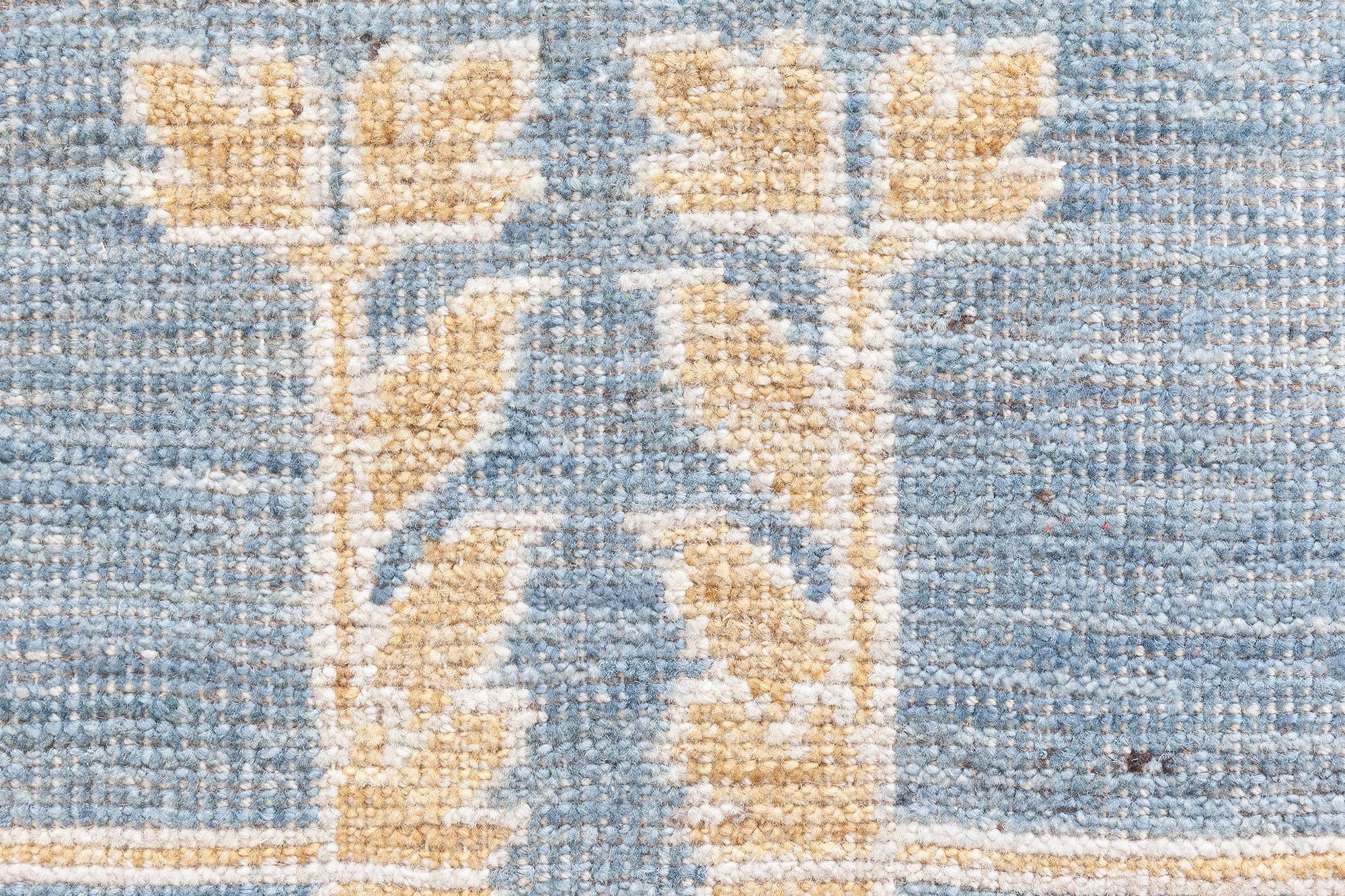 Moderner Samarkand-Teppich Doris Leslie Blau (21. Jahrhundert und zeitgenössisch) im Angebot