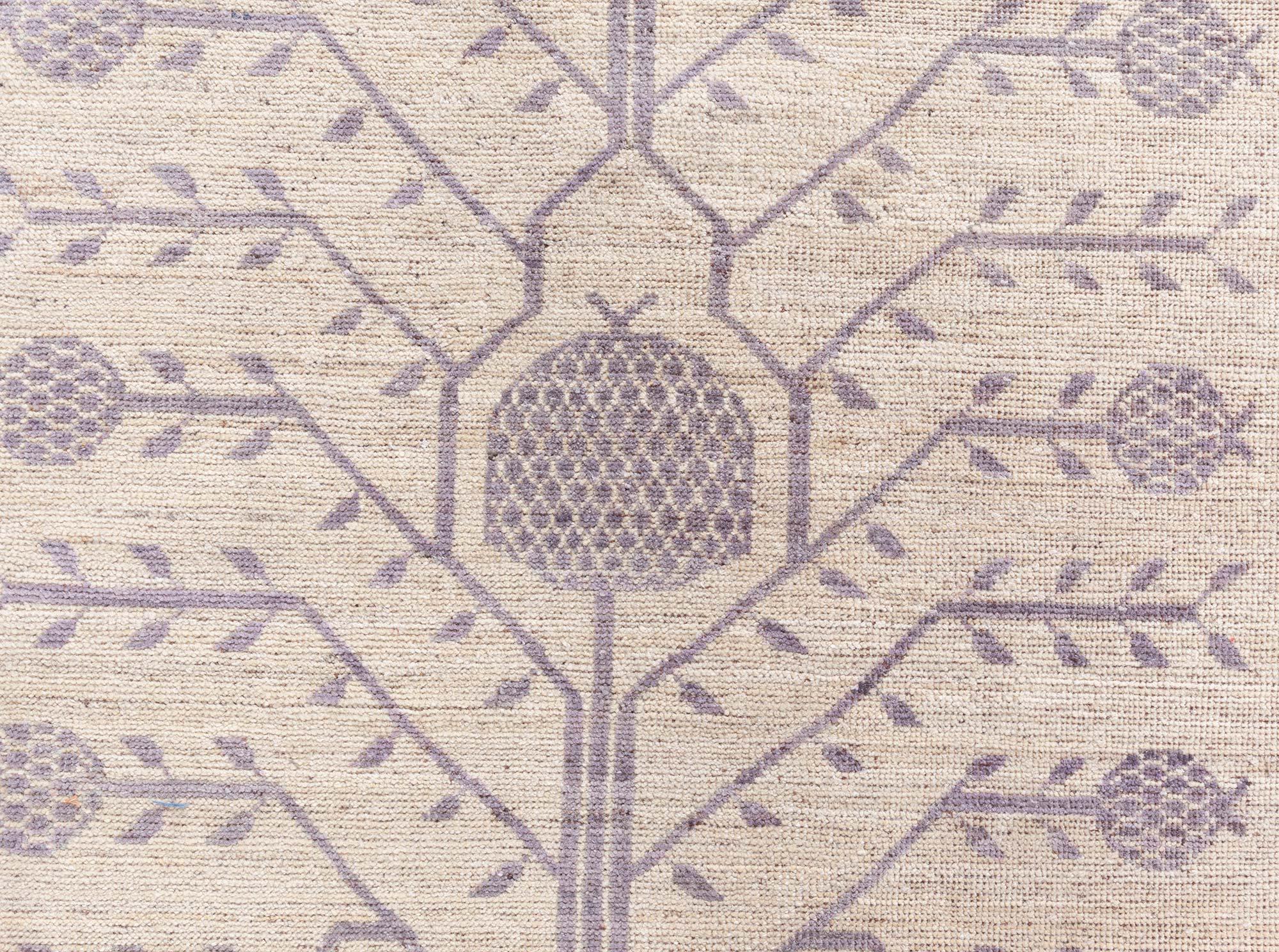 Moderner Samarkand-Teppich Doris Leslie Blau (21. Jahrhundert und zeitgenössisch) im Angebot