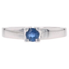 Modern Sapphire 18 Karat White Gold Solitaire Ring