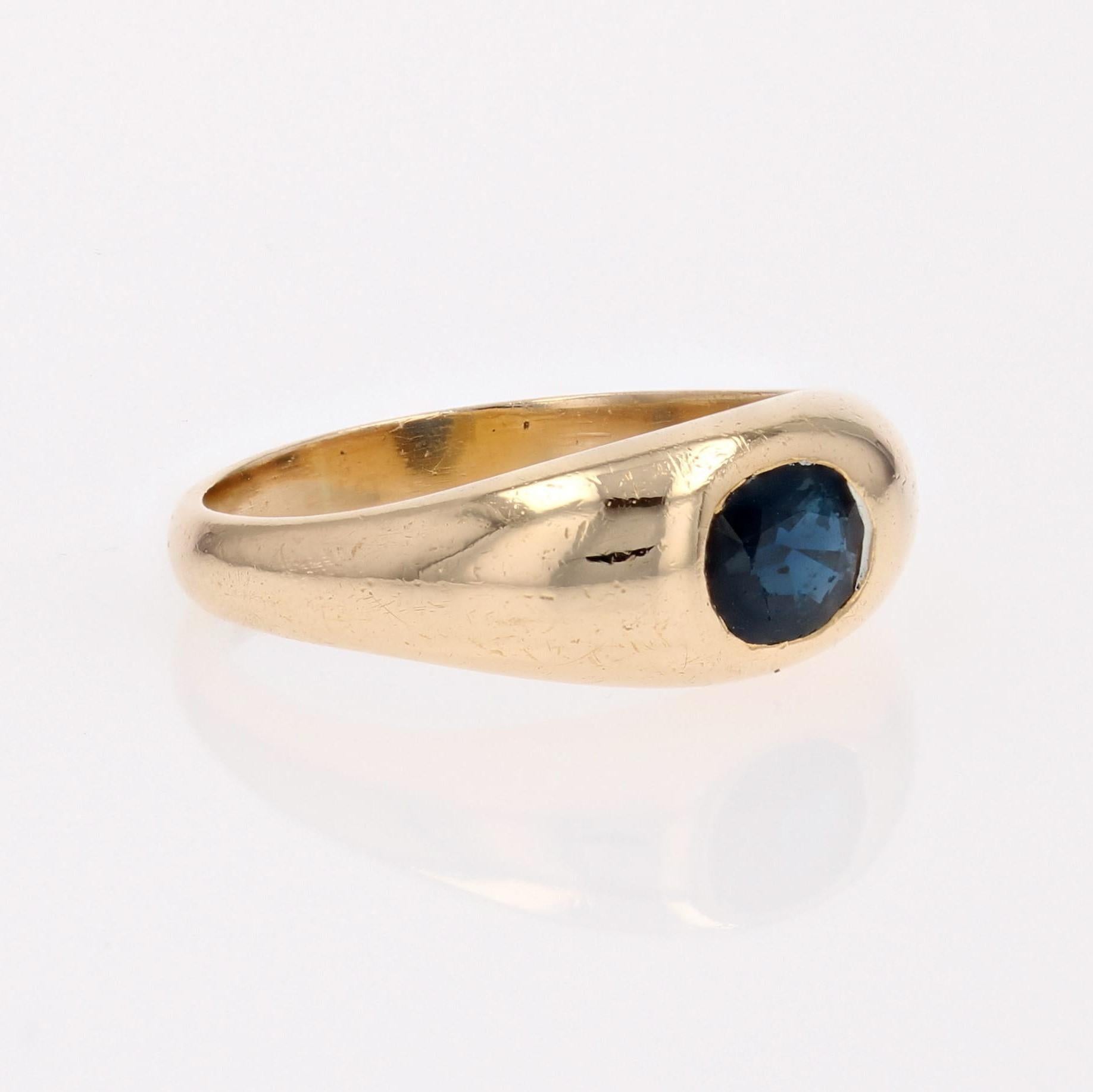 Modern Sapphire 18 Karat Yellow Gold Bangle Ring In Good Condition For Sale In Poitiers, FR