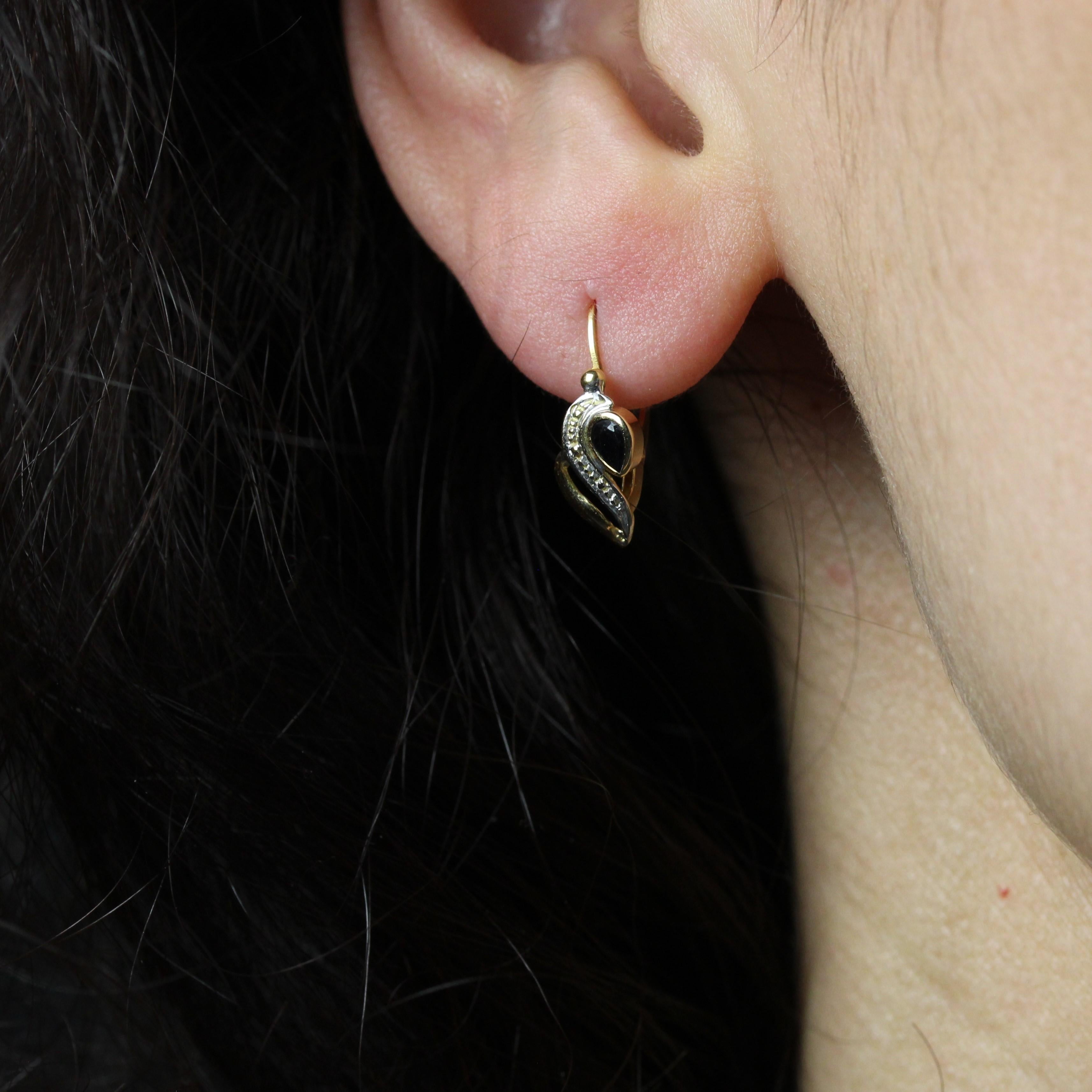 Modern Sapphire 18 Karat Yellow Gold Lever back Earrings For Sale 1