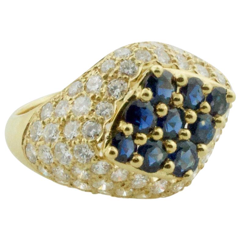 Modern Sapphire and Diamond Ring in 18 Karat