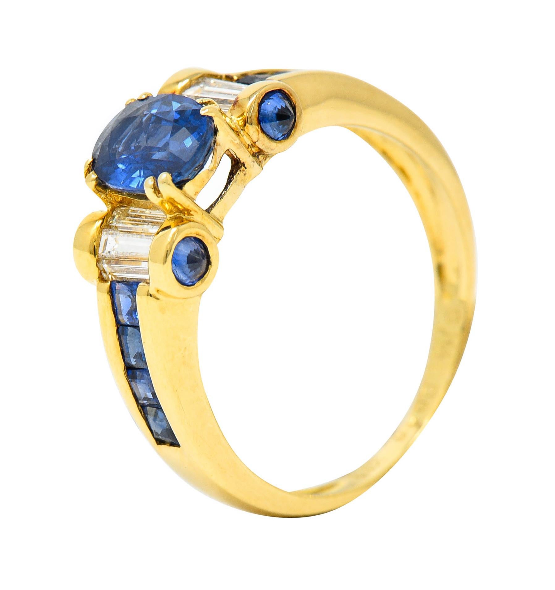 Modern Sapphire Diamond 18 Karat Gold Gemstone Ring 3