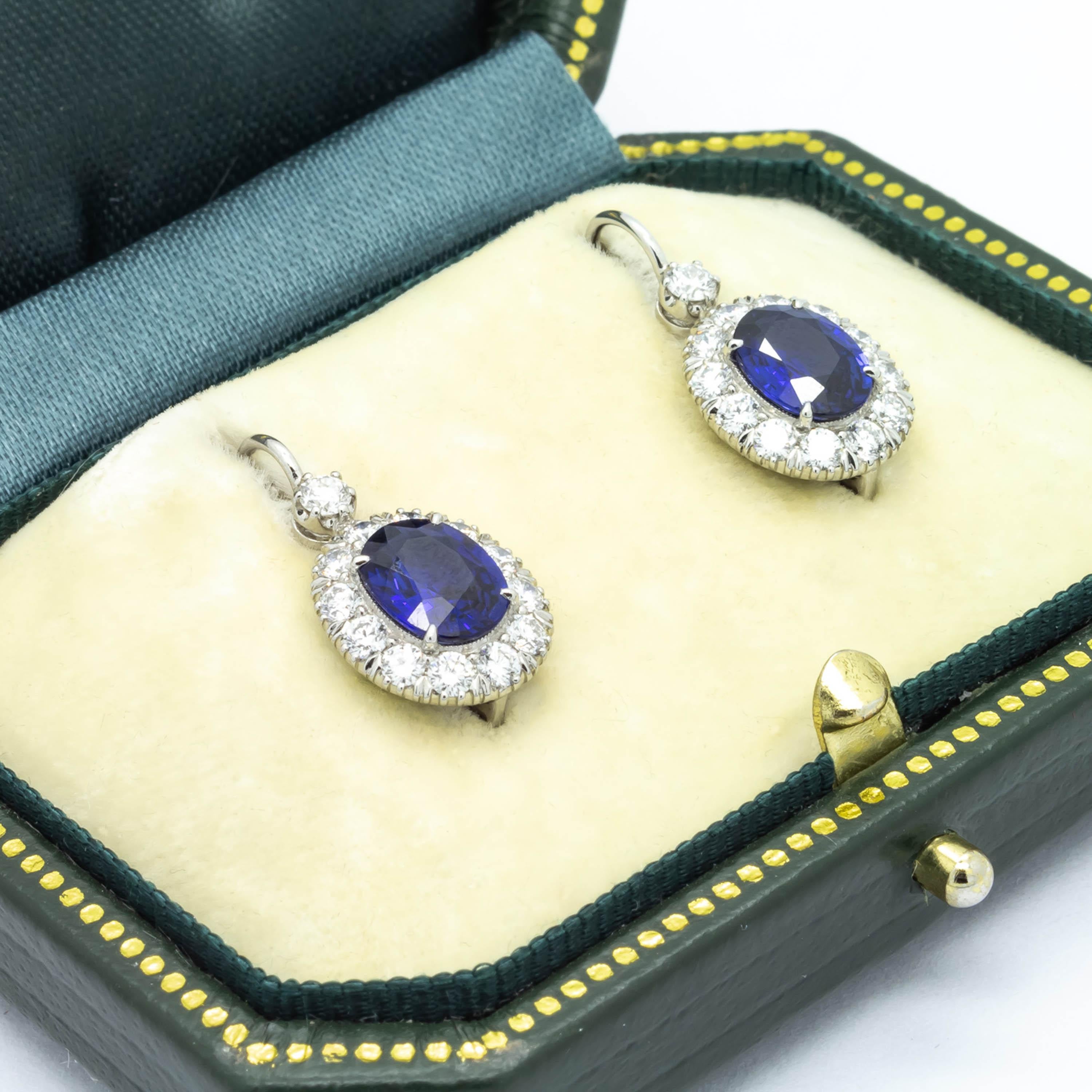 Modern Sapphire, Diamond and Platinum Cluster Drop Earrings For Sale 1