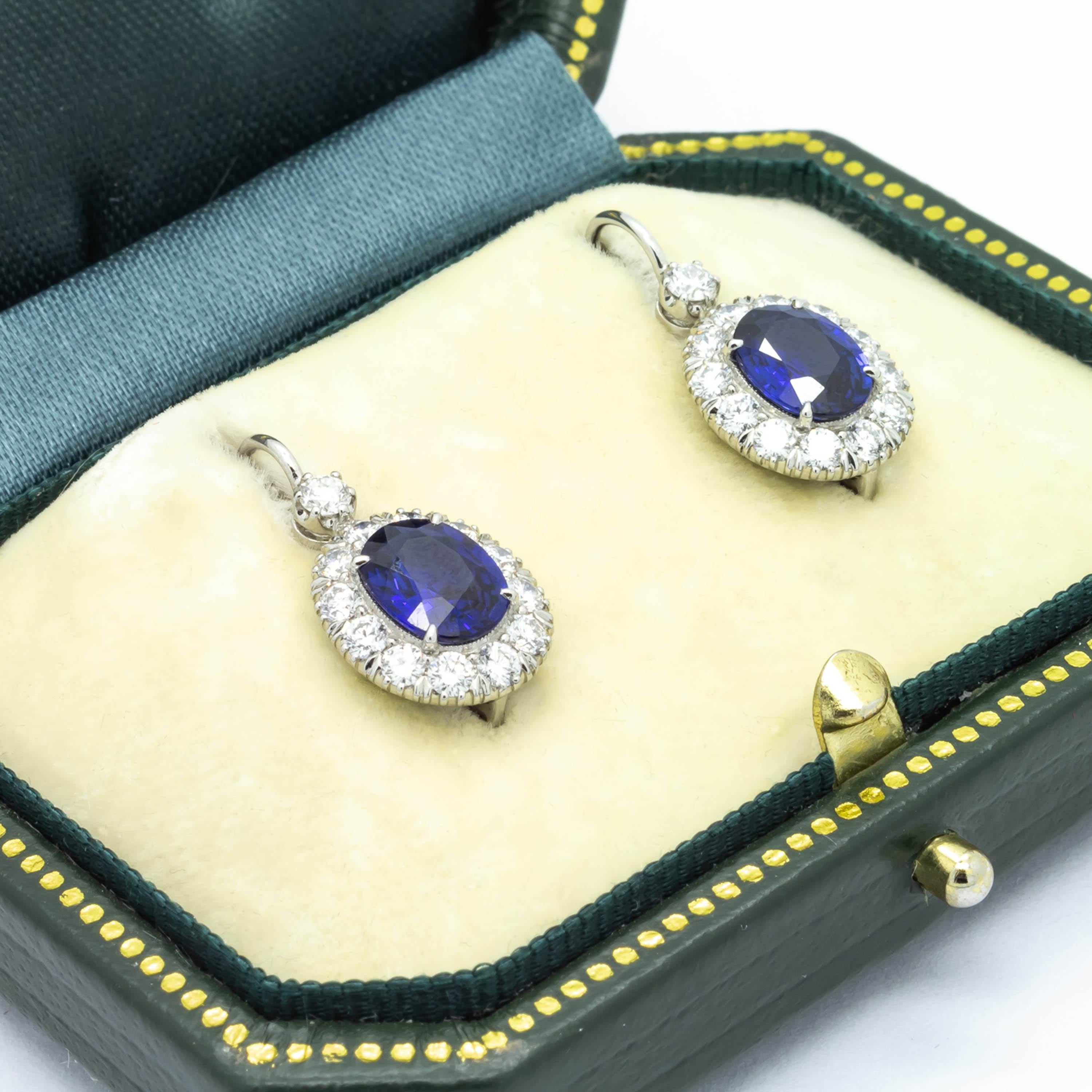 Modern Sapphire, Diamond and Platinum Cluster Drop Earrings For Sale 2