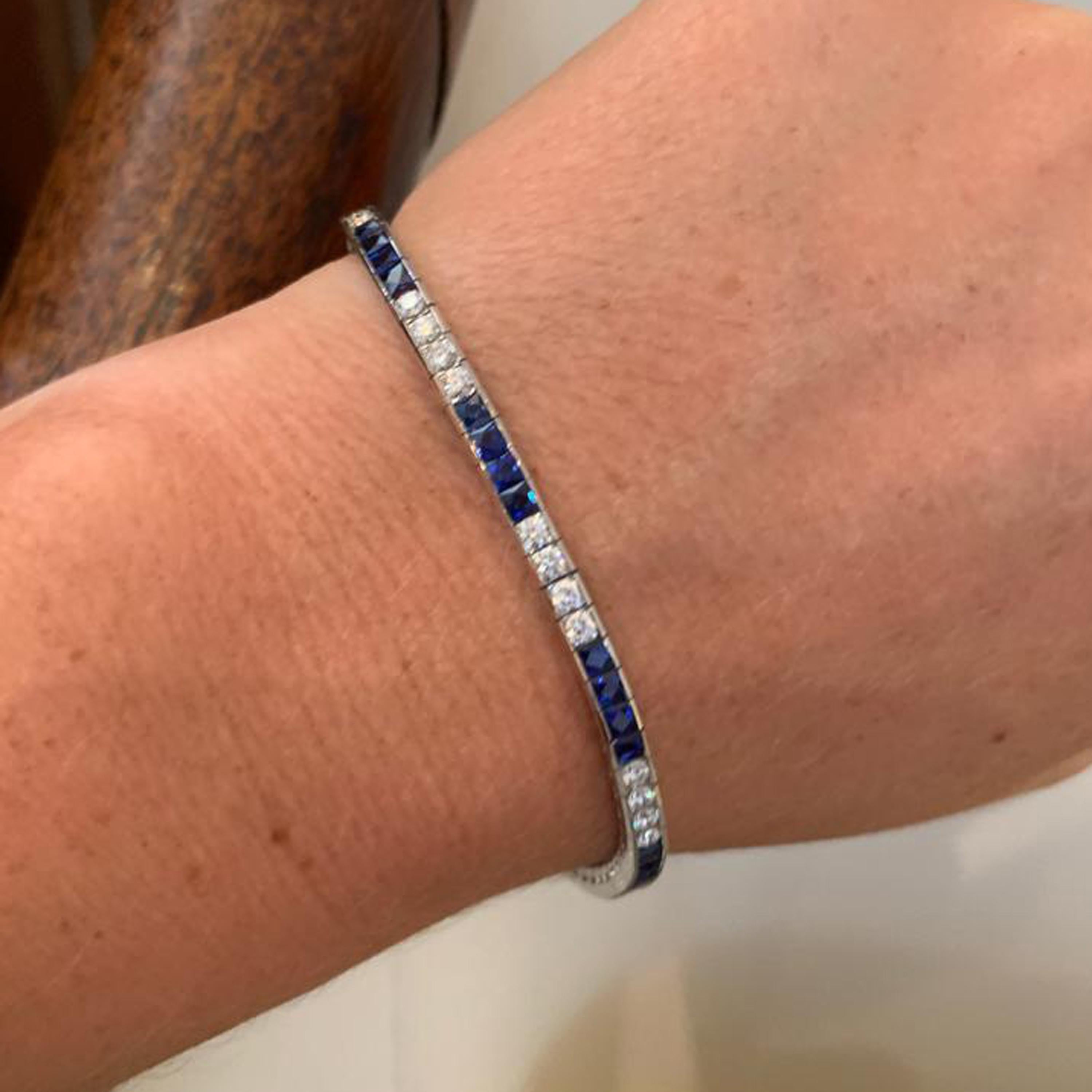 Modern Sapphire Diamond and Platinum Line Bracelet In New Condition For Sale In London, GB