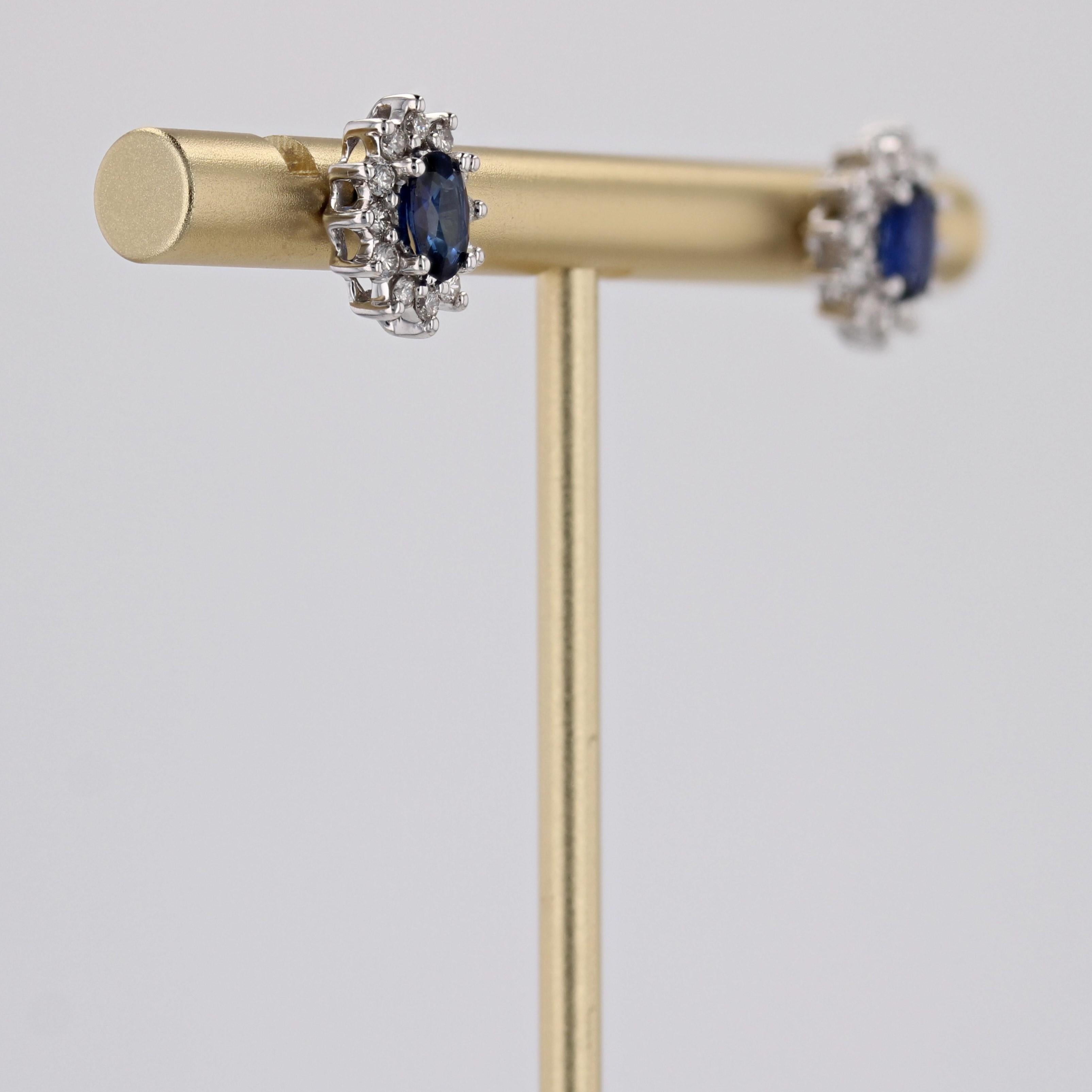 Modern Sapphire Diamonds 18 Karat White Gold Daisy Stud Earrings For Sale 3