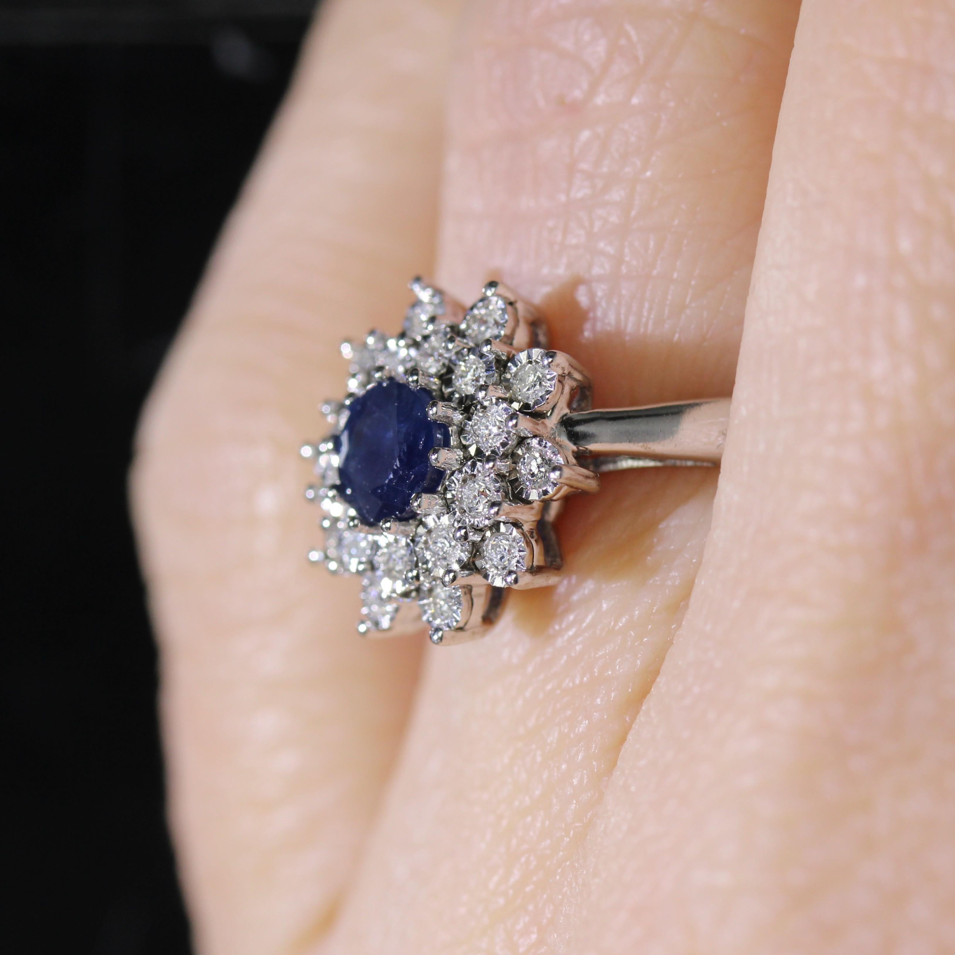 Modern Sapphire Diamonds 18 Karat White Gold Flower Cluster Ring For Sale 8