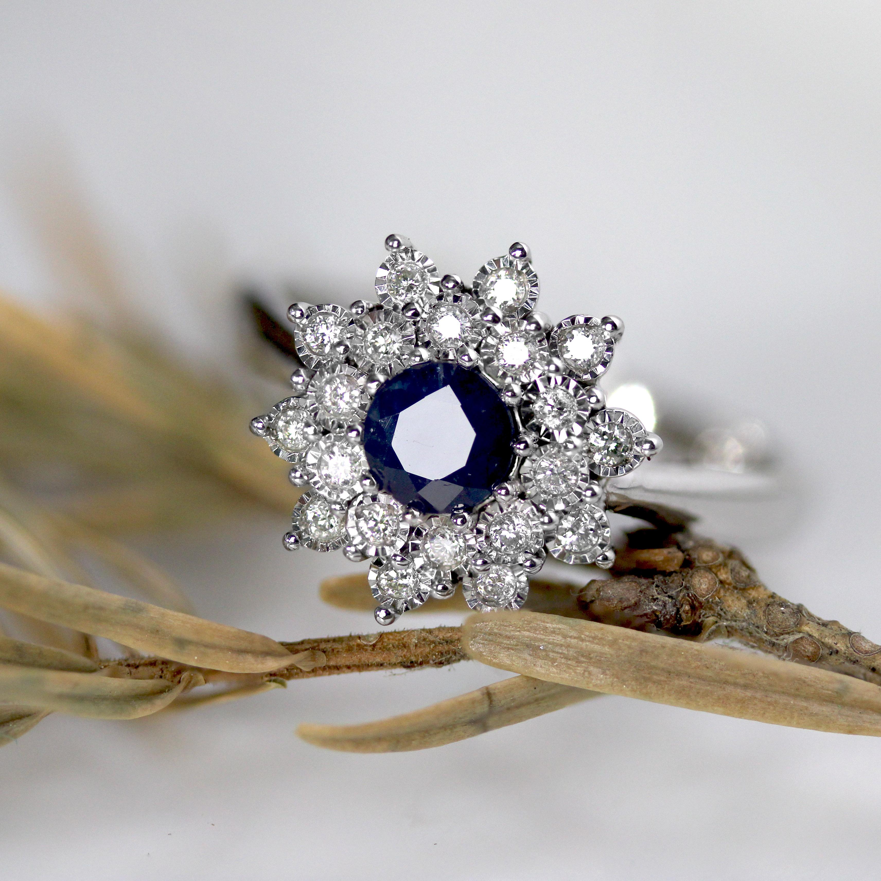 Round Cut Modern Sapphire Diamonds 18 Karat White Gold Flower Cluster Ring For Sale
