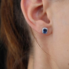 Modern Sapphire Diamonds 18 Karat White Gold Rectangular Stud Earrings