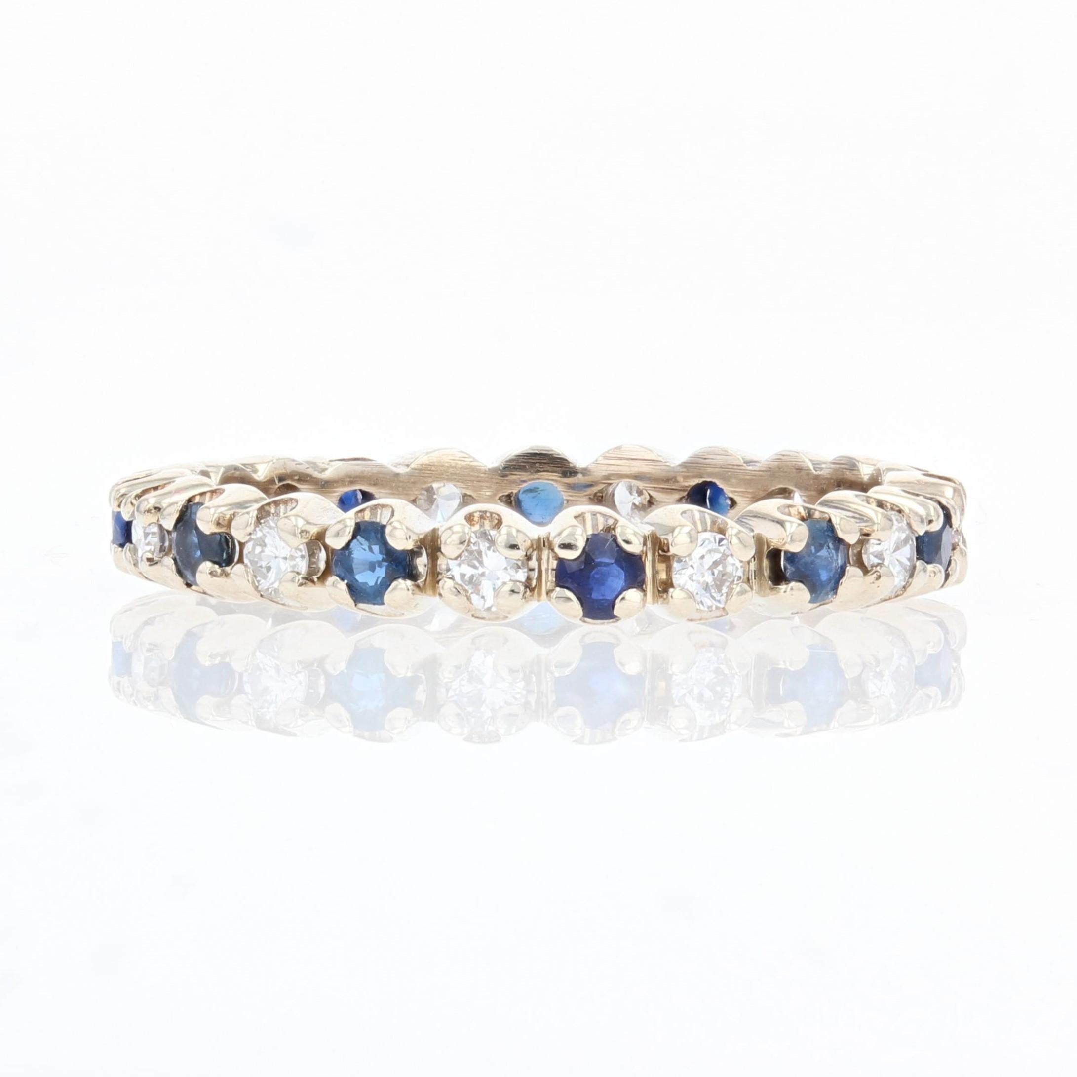 Modern Sapphire Diamonds 18 Karat White Gold Wedding Ring For Sale 1