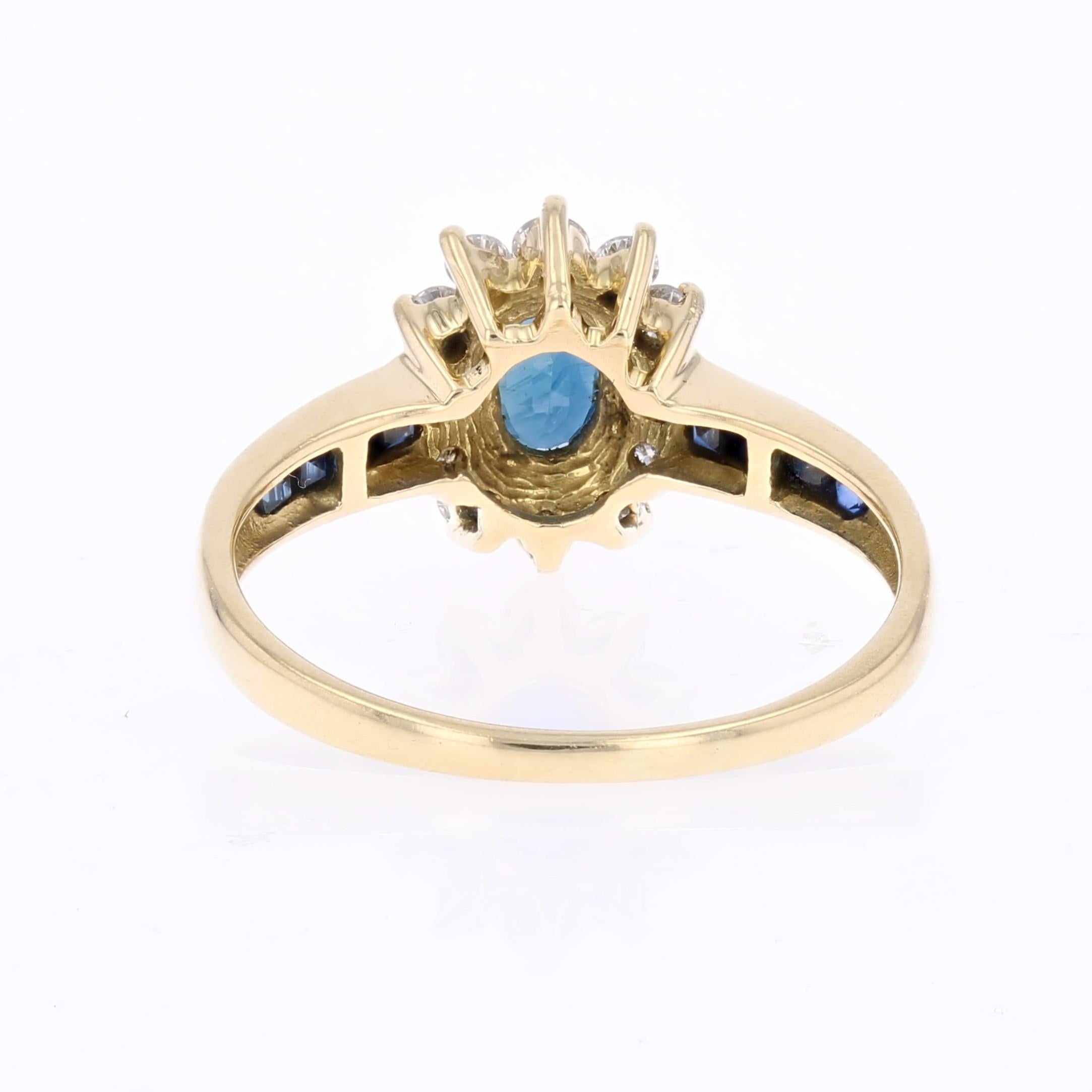 Anello moderno con zaffiro e diamanti in oro giallo 18 carati a forma di margherita in vendita 10