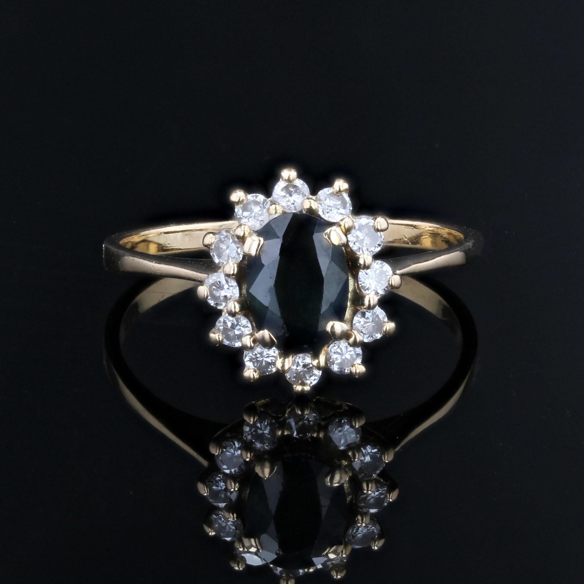 Oval Cut Modern Sapphire Diamonds 18 Karat Yellow Gold Daisy Ring For Sale