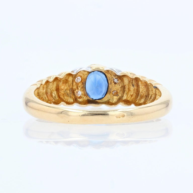 Modern Sapphire Diamonds 18 Karat Yellow Gold Gadronned Ring For Sale 1