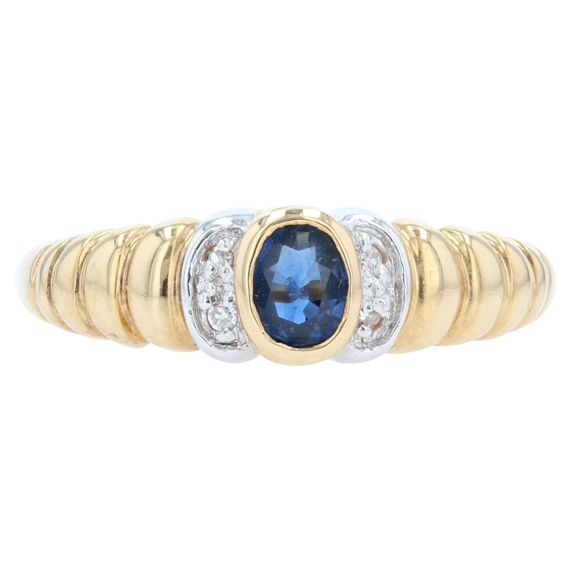 Modern Sapphire Diamonds 18 Karat Yellow Gold Gadronned Ring