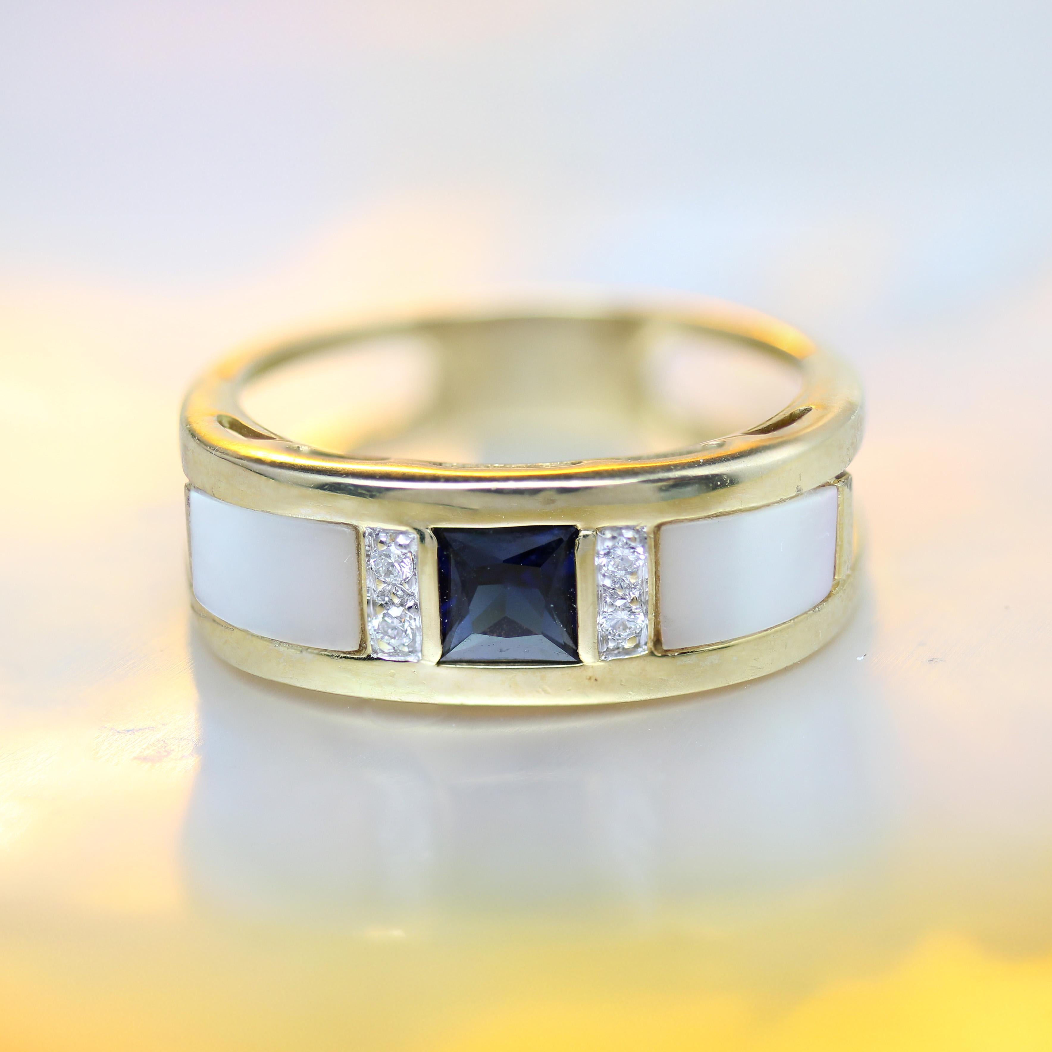 Square Cut Modern Sapphire Mother of Pearl Diamonds 18 Karat Yellow Gold Bangle Ring For Sale