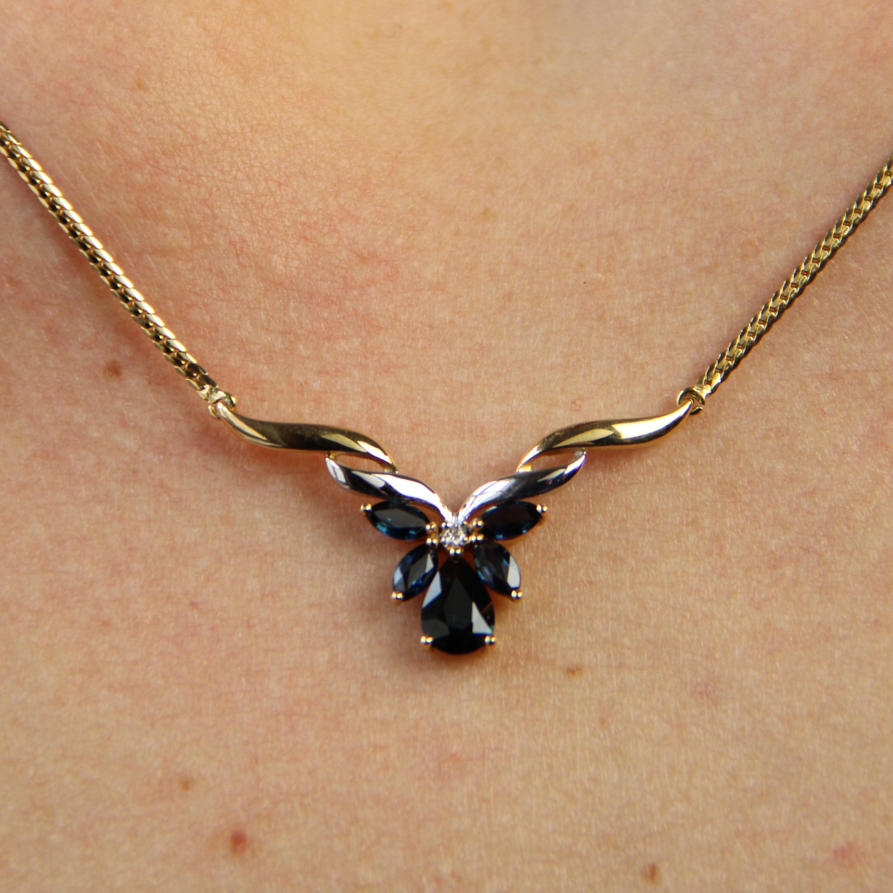 Modern Sapphires Diamond 18 Karat Gelbweißgold Halskette im Angebot 2