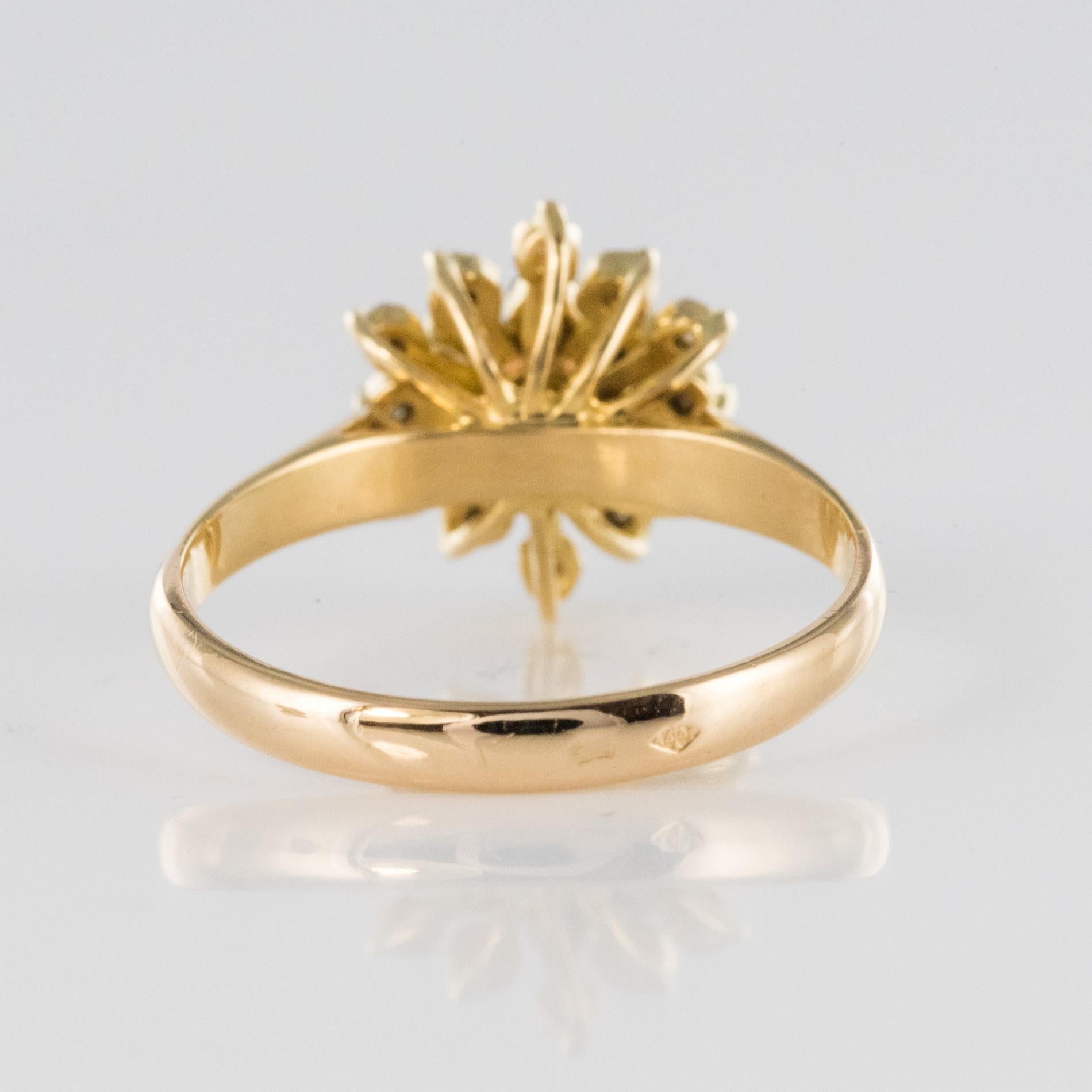 Modern Sapphires Diamonds 18 Karat Yellow Gold Flower Ring 7