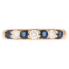 Modern Sapphires Diamonds 18 Karat Yellow Gold Wedding Ring