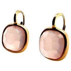 Pendientes modernos de oro satinado con cuarzo rosa, Made in Italy