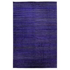 Moderner handgefertigter Oversize-Wollteppich aus Savannah in Violett