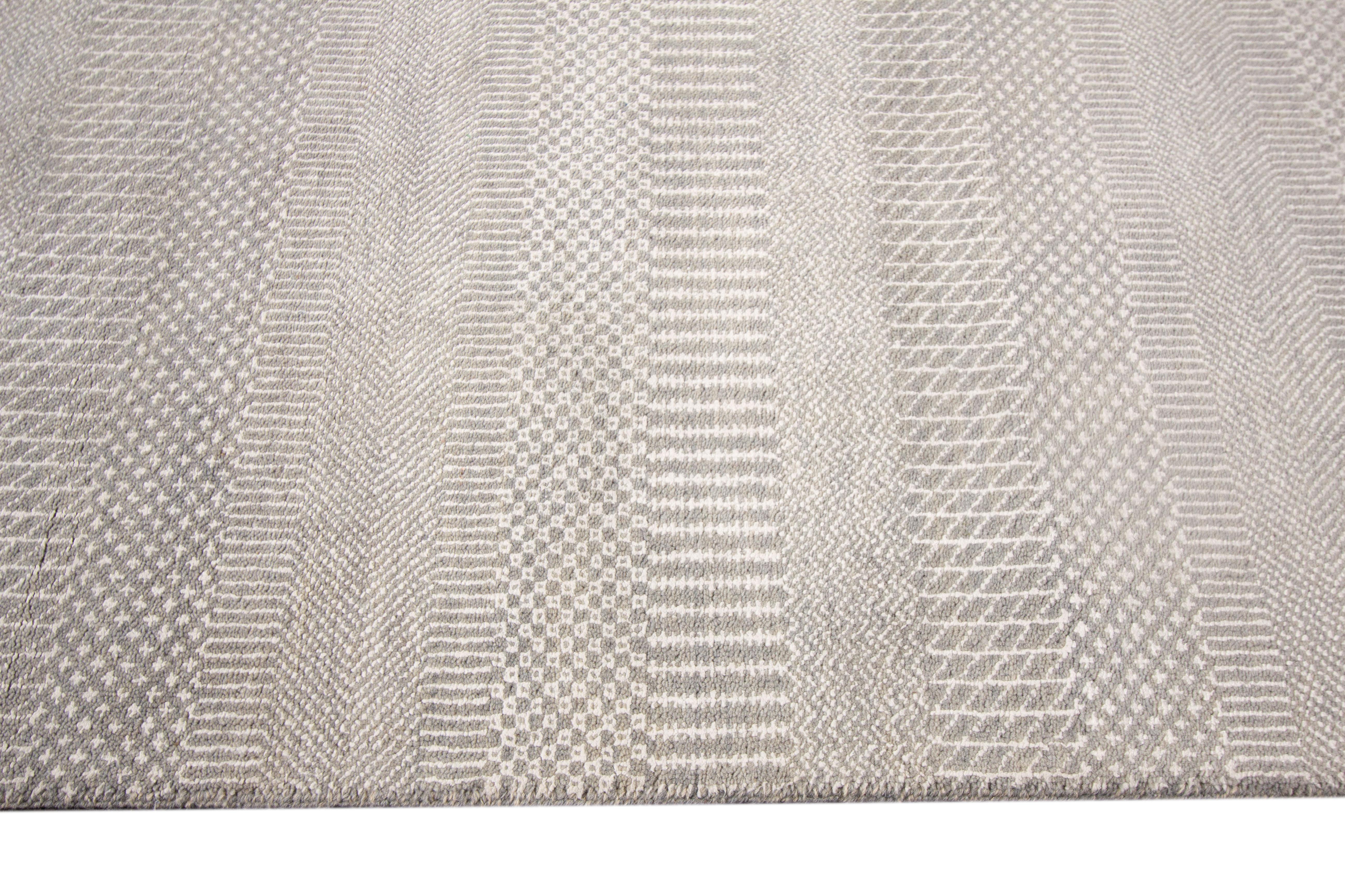 Hand-Knotted Modern Savannah Rug For Sale