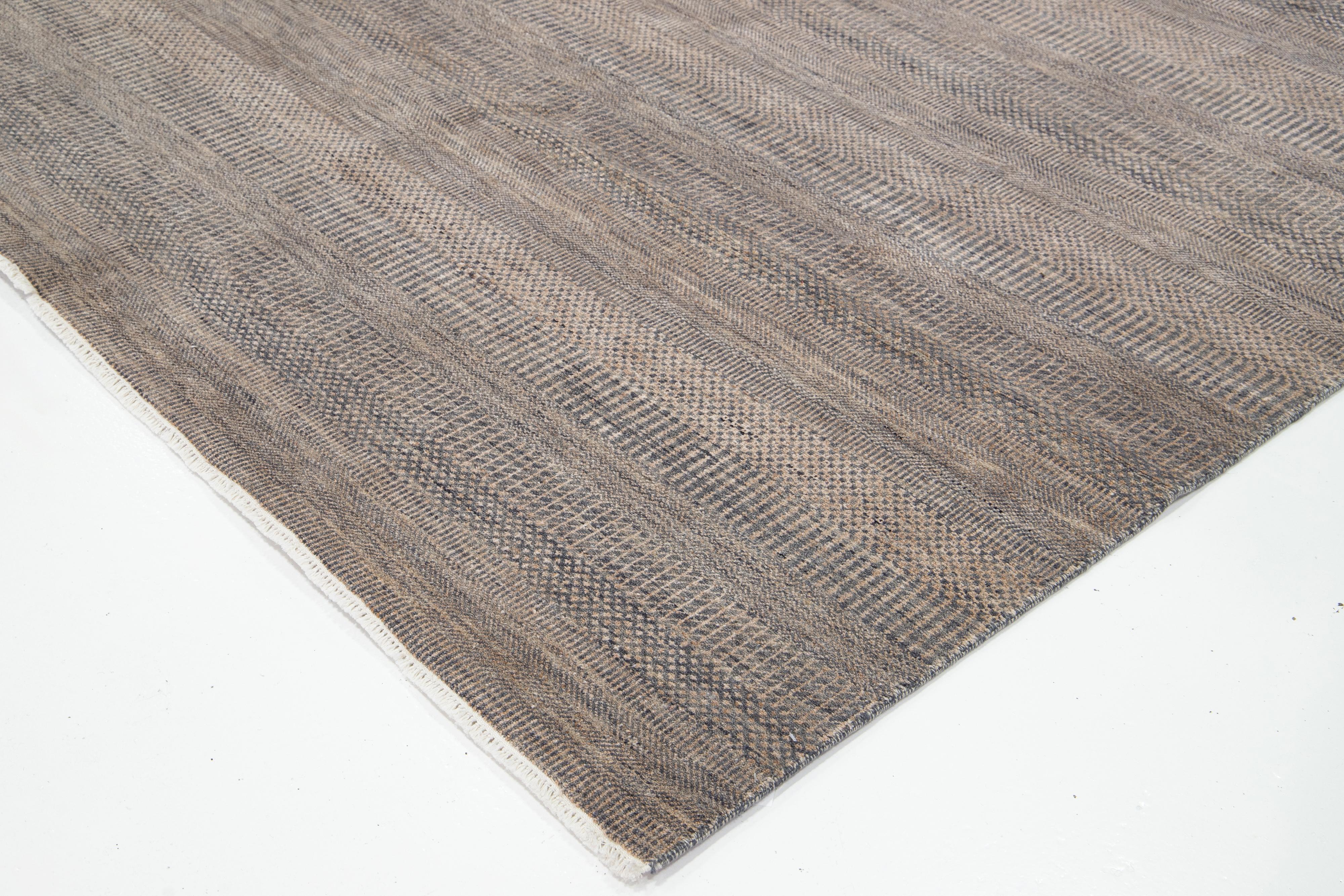 Modern Savannah Wollteppich Handgefertigt in Brown Mit Geometrischem Muster im Angebot 3