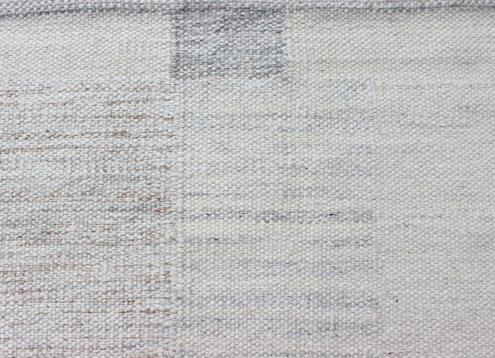 Modern Scandinavian Flat-Weave Rug Design in Gray, beige, Creams & White Tones For Sale 3