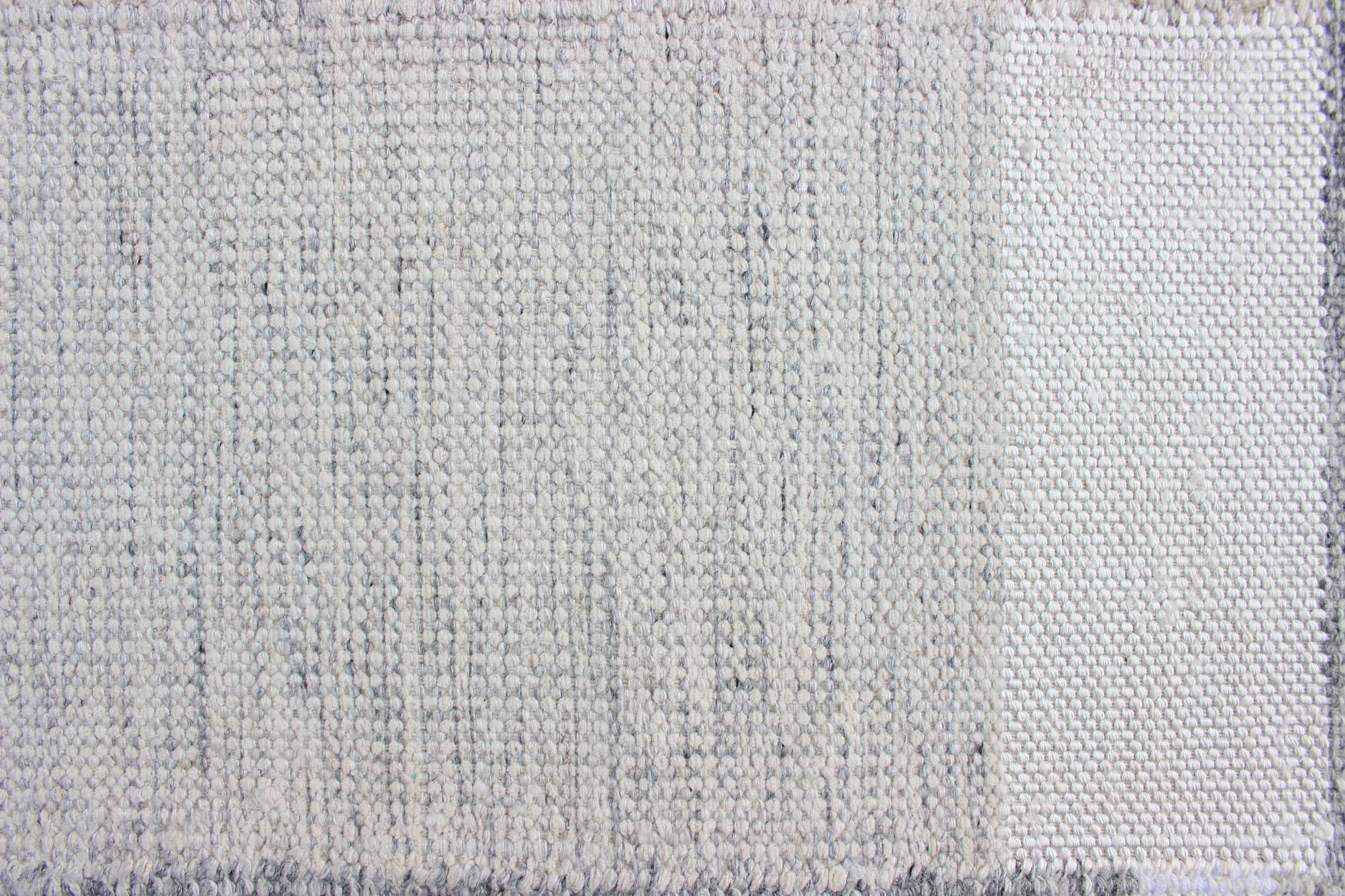 Modern Scandinavian Flat-Weave Rug Design in Gray, beige, Creams & White Tones For Sale 5
