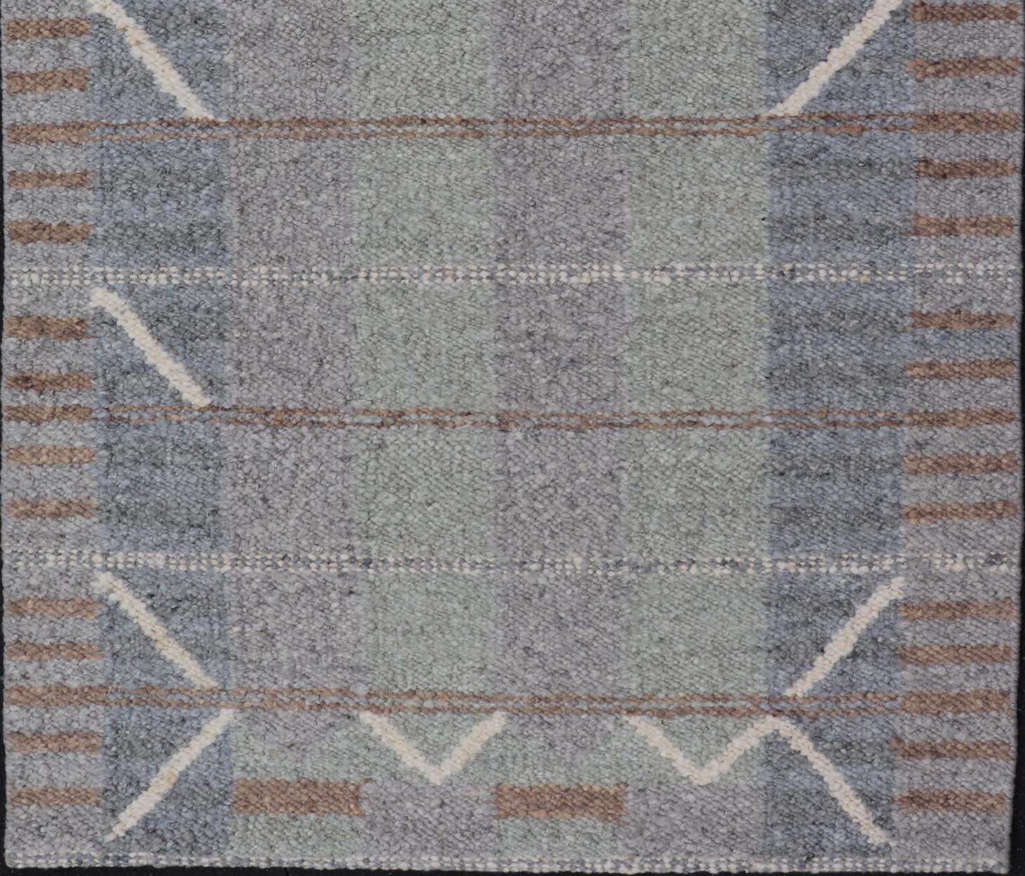 Moderner skandinavischer Flachgewebe-Teppich in Cool Grays und Blassgrün 4'0 x 6'5 im Angebot 2