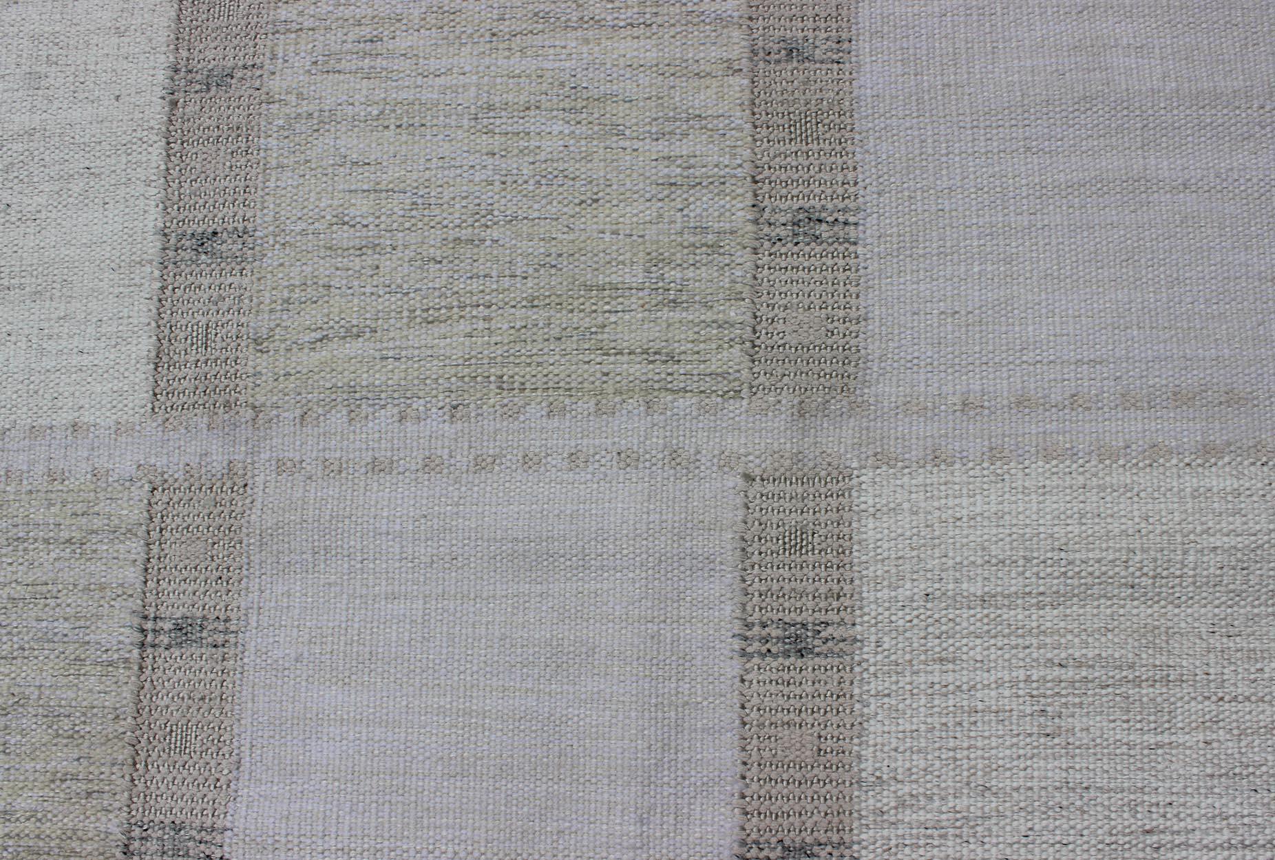 Wool Modern Scandinavian Flat-Weave Rug Design with Checkerboard Design in Gray Tones For Sale