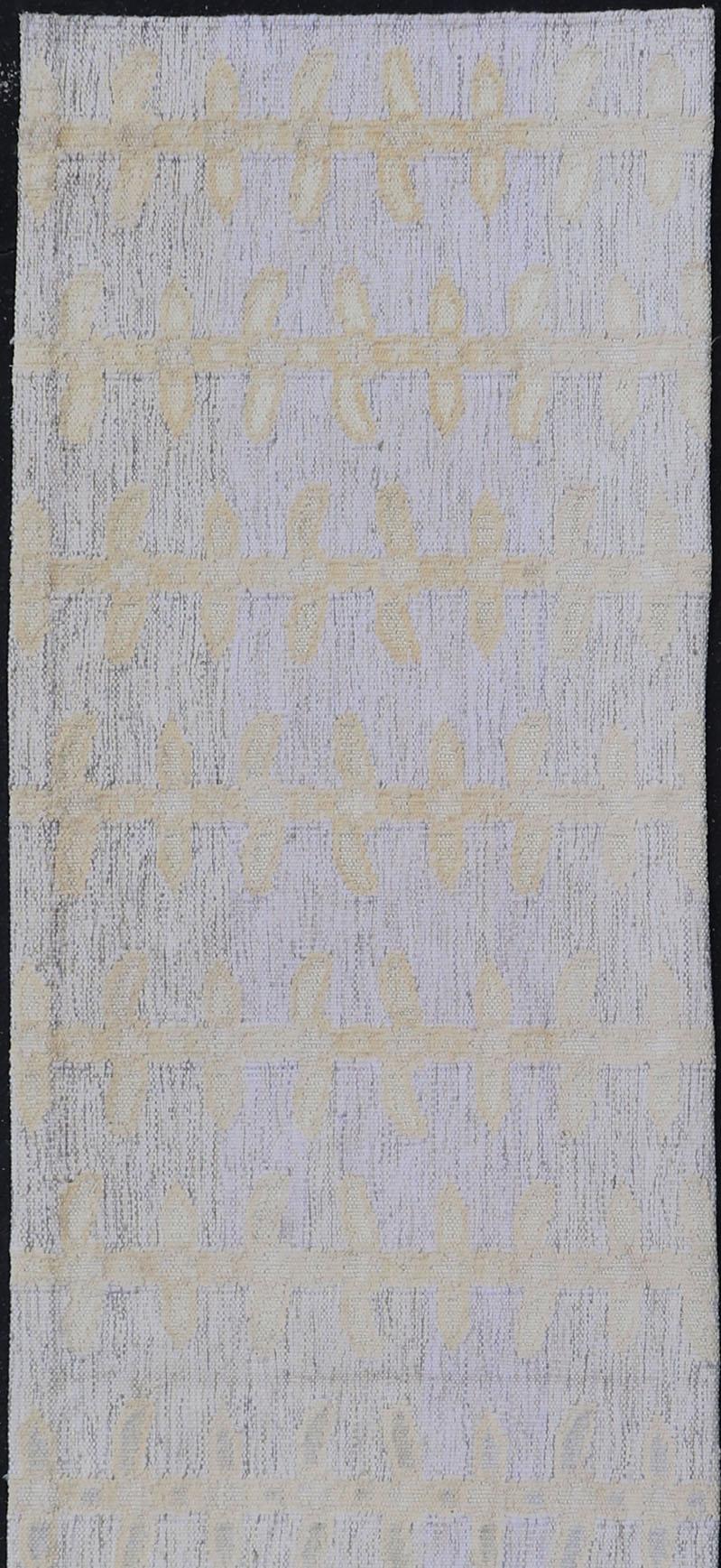 The Modern Scandinavian Flat Weave Läufer in weichem Elfenbein und gedämpftem Grau 2'10 x 12'3 im Angebot 2