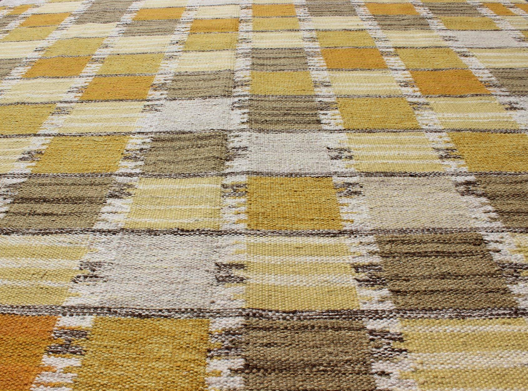 Hand-Knotted Modern Scandinavian Style Flat-Weave with Geometric Design