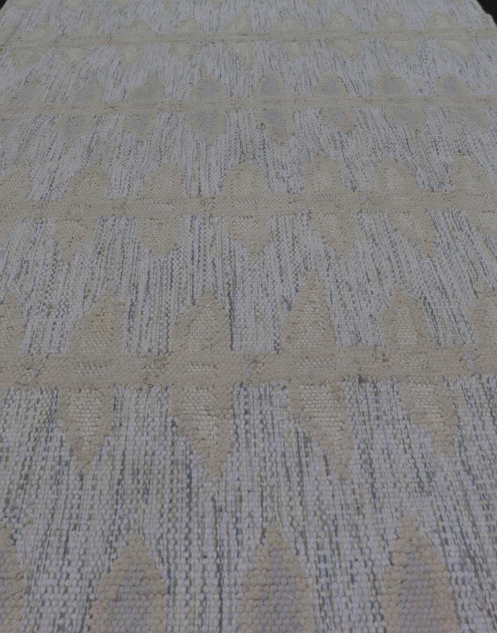 Wool Modern Scandinavian Geometric Patterns in Soft Ivory and Muted Gray 3'0 X 5'5 For Sale