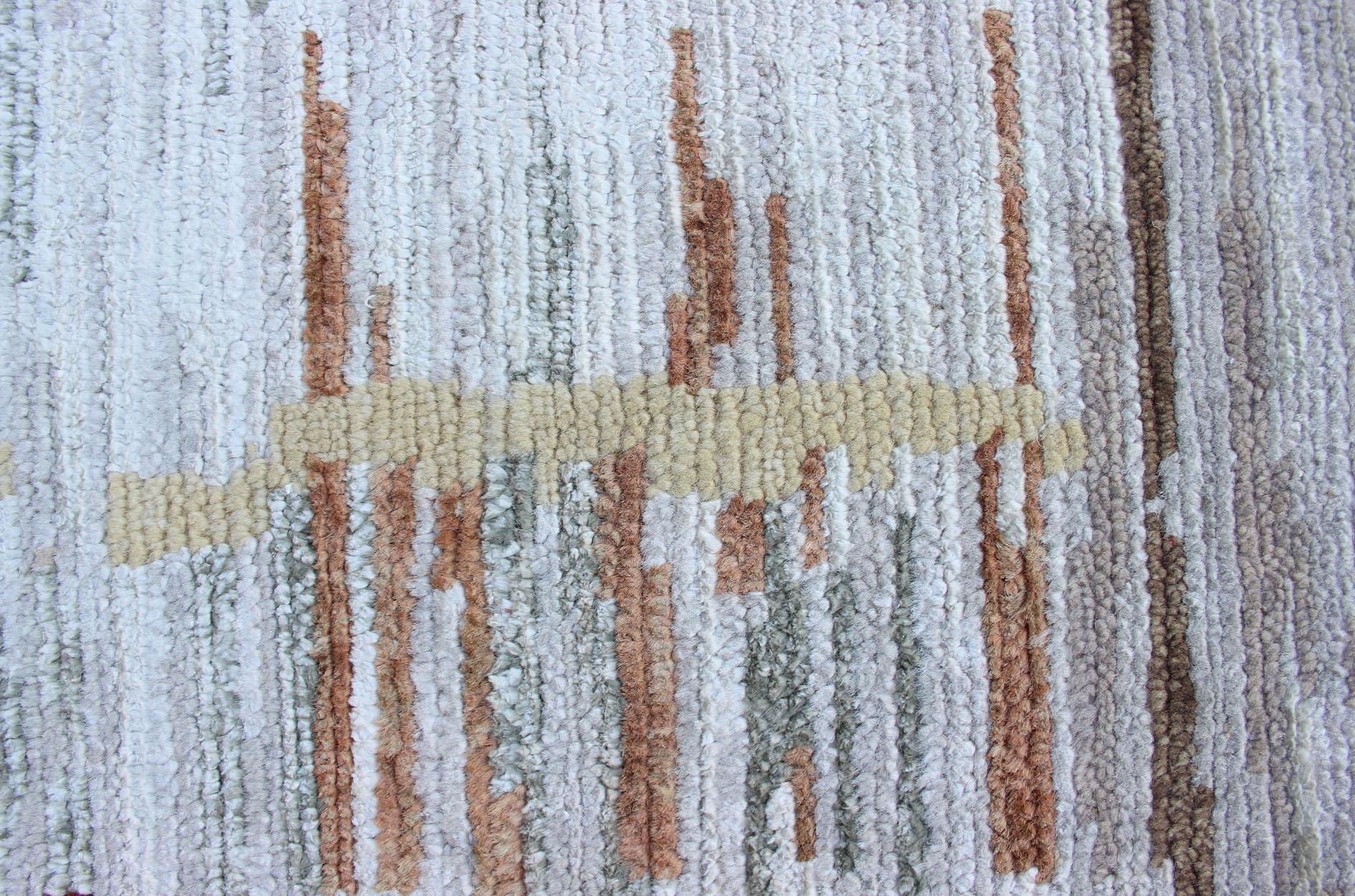 Noué à la main Tapis scandinave moderne à poils avec motif abstrait de coups de pinceau 5'0 x 8'0 en vente