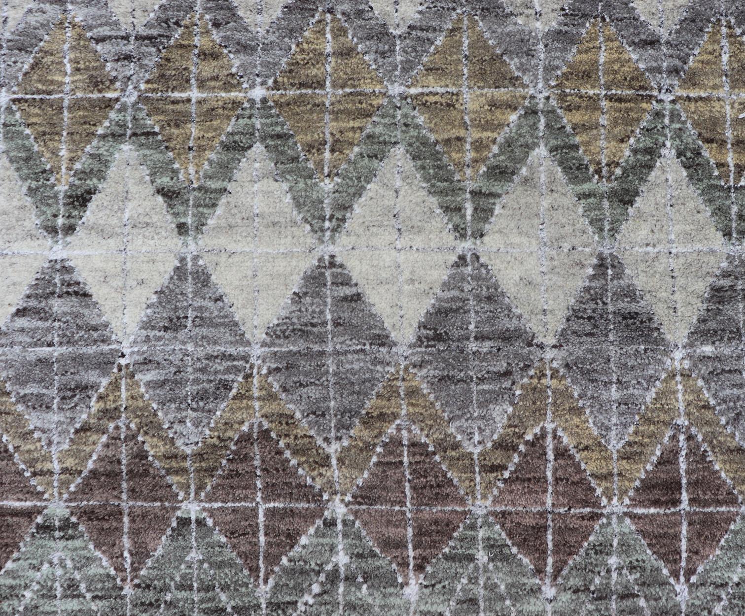 Mid-Century Modern Modern Scandinavian Piled Rug with Diamond Pattern in Green and Brown 4'2 x 5'2 For Sale